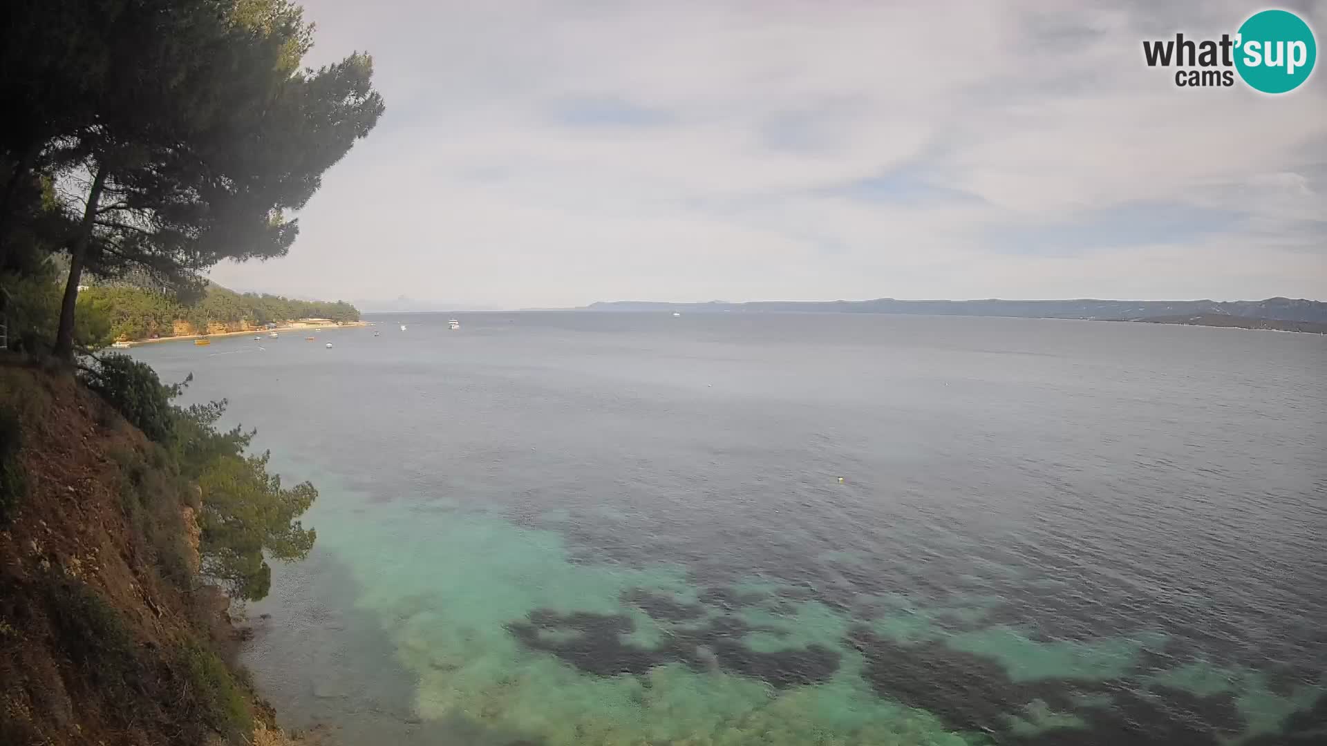 Spletna kamera Plaža Potočine Bol – Pogled v živo na plažo Borak, otok Brač