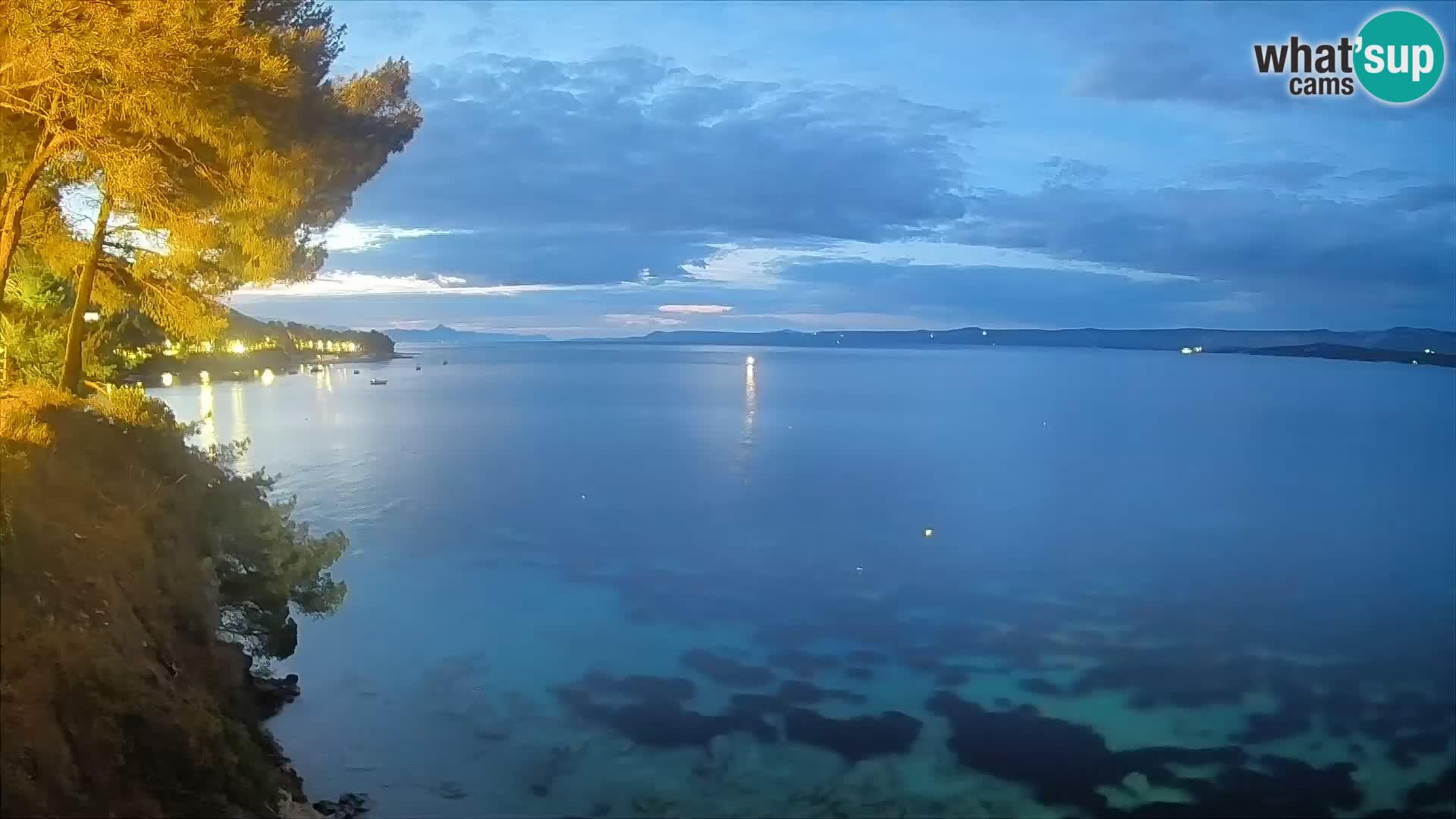 Webcam Spiaggia Potočine Bol – Vista live sulla spiaggia Borak, Isola di Brač