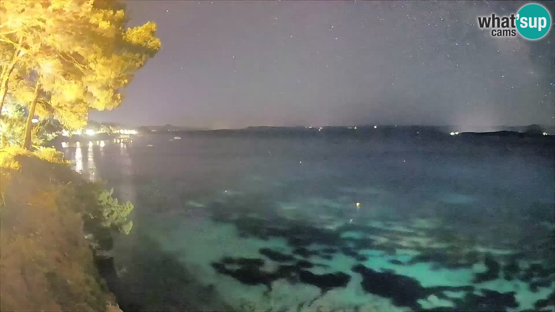 Web kamera Potočine Bol – Pogled uživo na plažu Borak, otok Brač