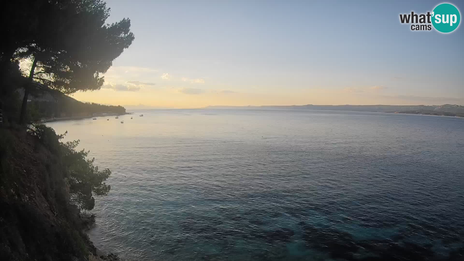 Web kamera Potočine Bol – Pogled uživo na plažu Borak, otok Brač
