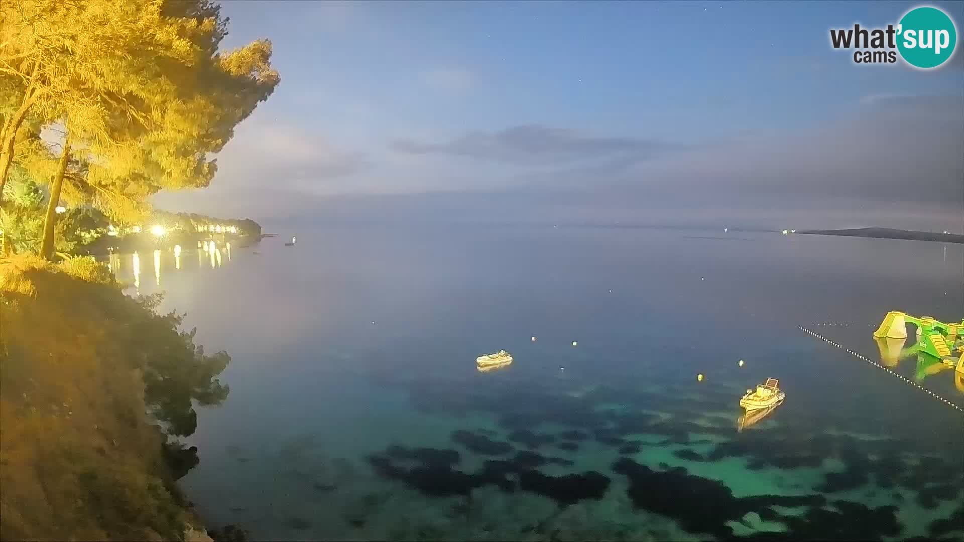 Webcam Spiaggia Potočine Bol – Vista live sulla spiaggia Borak, Isola di Brač