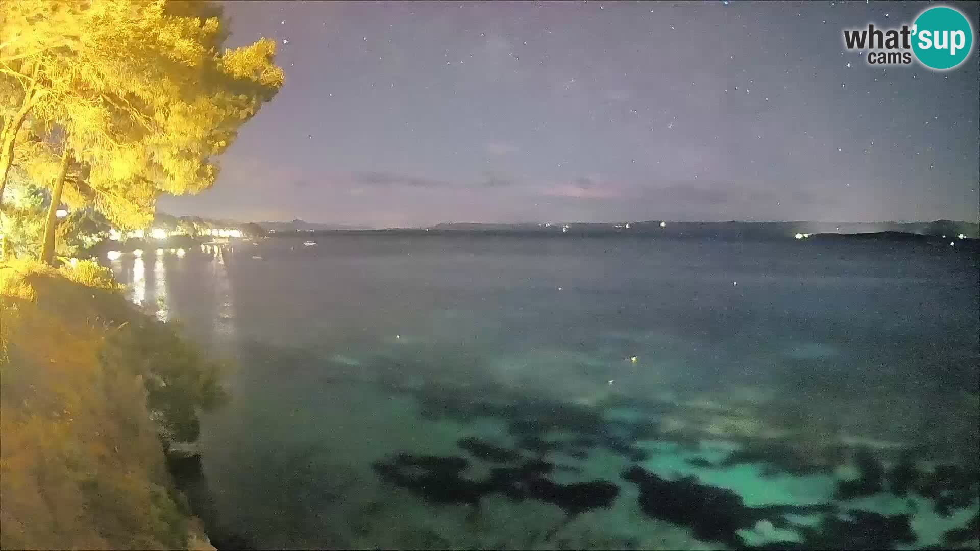 Webcam Spiaggia Potočine Bol – Vista live sulla spiaggia Borak, Isola di Brač