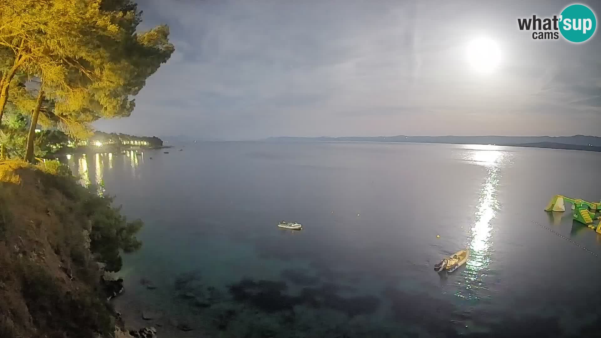 Web kamera Potočine Bol – Pogled uživo na plažu Borak, otok Brač