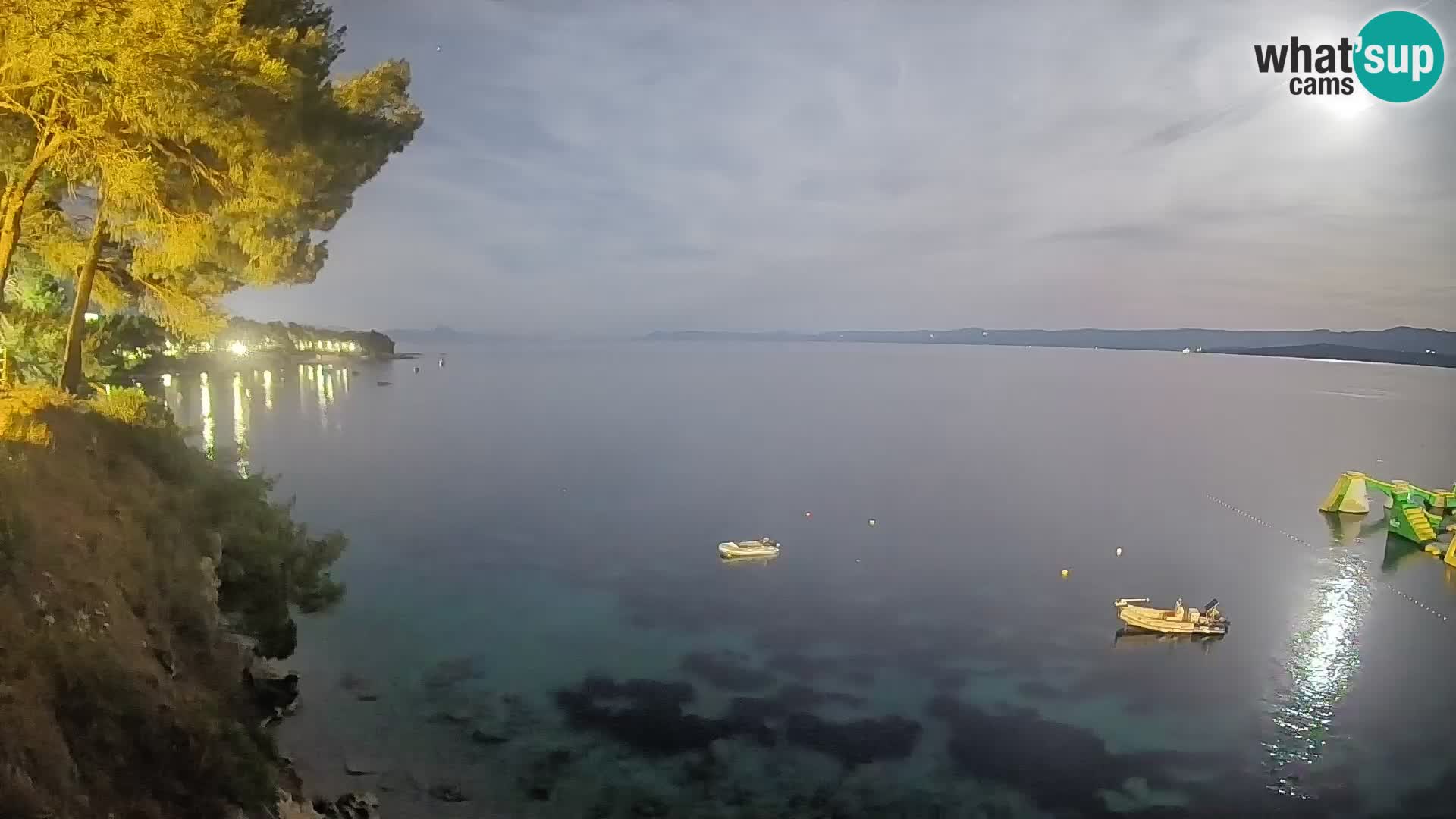 Web kamera Potočine Bol – Pogled uživo na plažu Borak, otok Brač