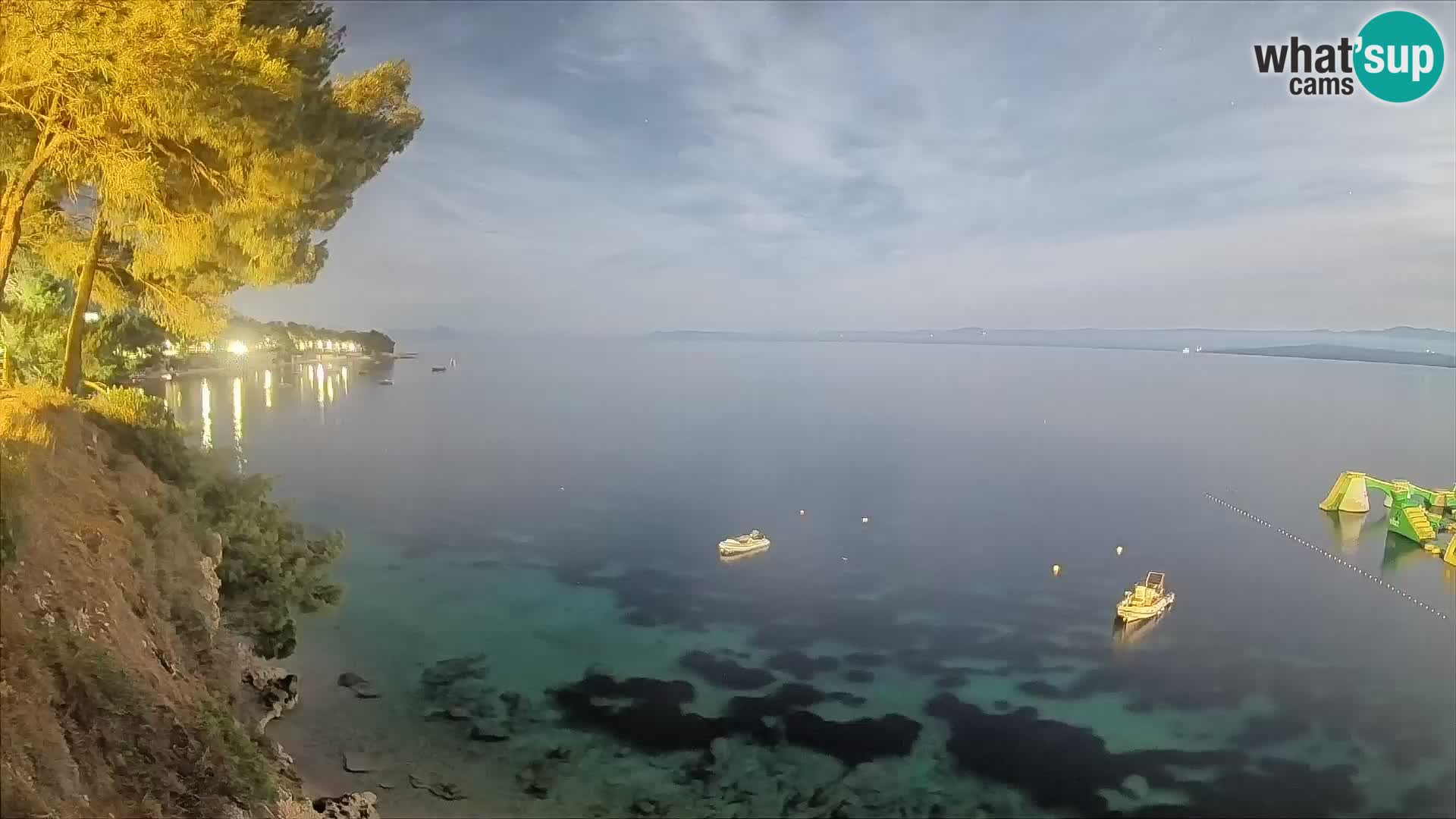 Webcam Spiaggia Potočine Bol – Vista live sulla spiaggia Borak, Isola di Brač