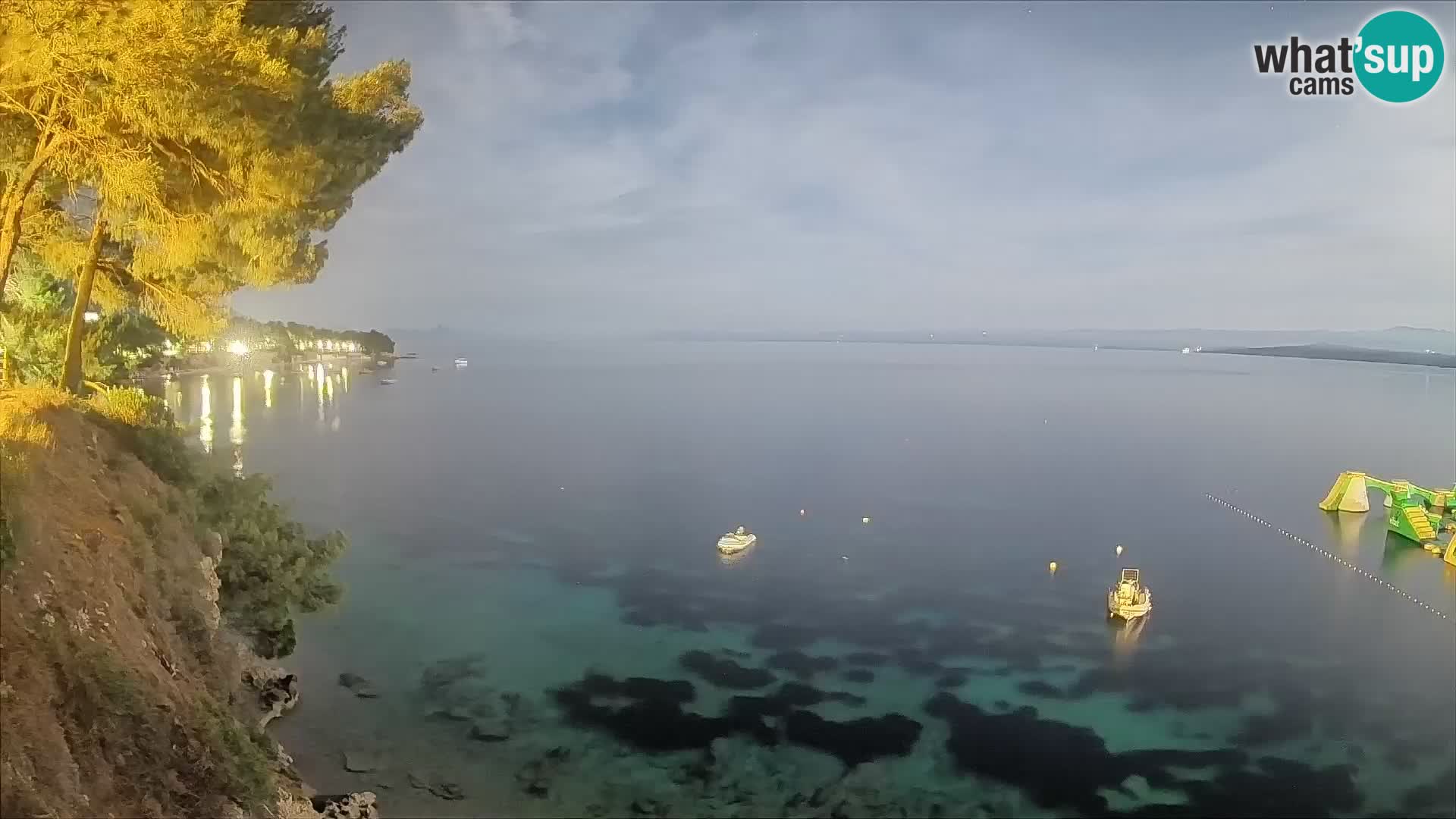 Web kamera Potočine Bol – Pogled uživo na plažu Borak, otok Brač