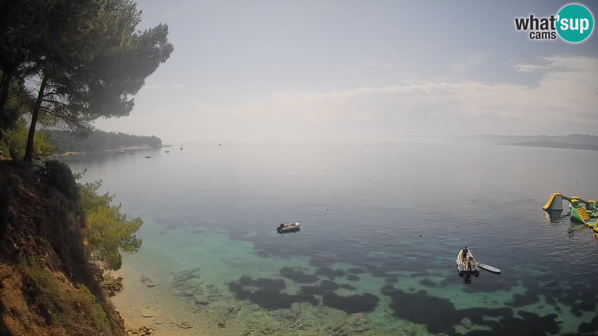 Spletna kamera Plaža Potočine Bol – Pogled v živo na plažo Borak, otok Brač