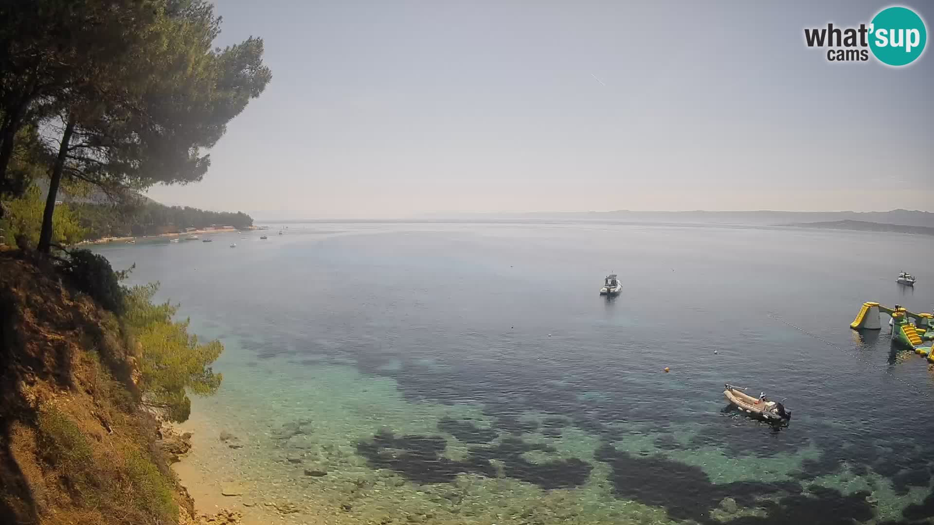 Spletna kamera Plaža Potočine Bol – Pogled v živo na plažo Borak, otok Brač