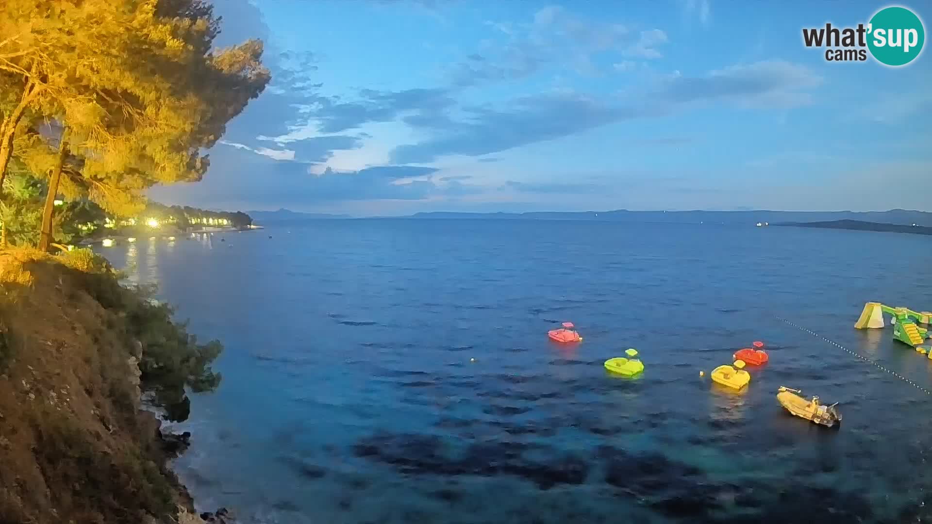 Web kamera Potočine Bol – Pogled uživo na plažu Borak, otok Brač