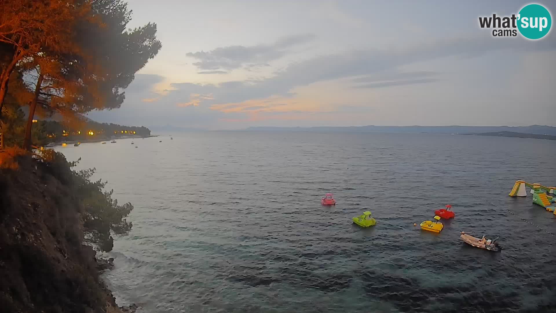 Webcam Spiaggia Potočine Bol – Vista live sulla spiaggia Borak, Isola di Brač