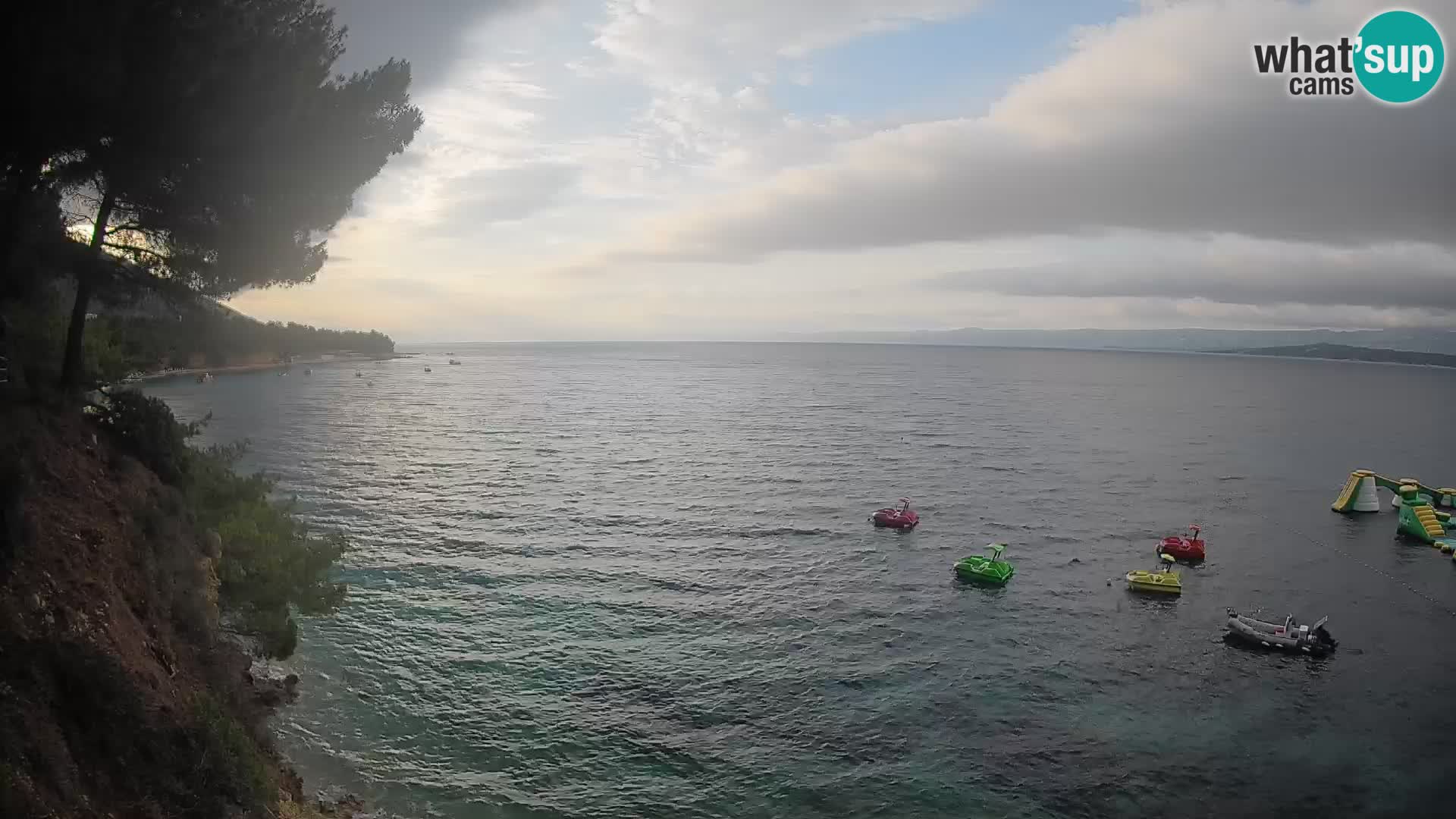 Webcam Spiaggia Potočine Bol – Vista live sulla spiaggia Borak, Isola di Brač