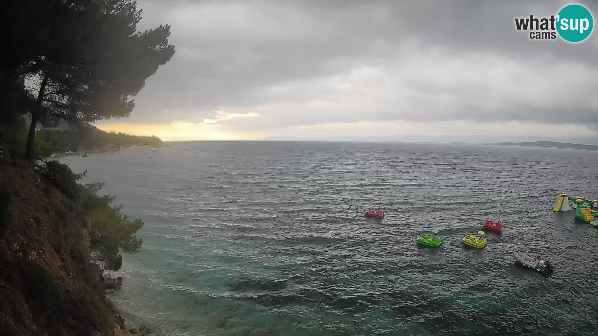 Webcam Spiaggia Potočine Bol – Vista live sulla spiaggia Borak, Isola di Brač