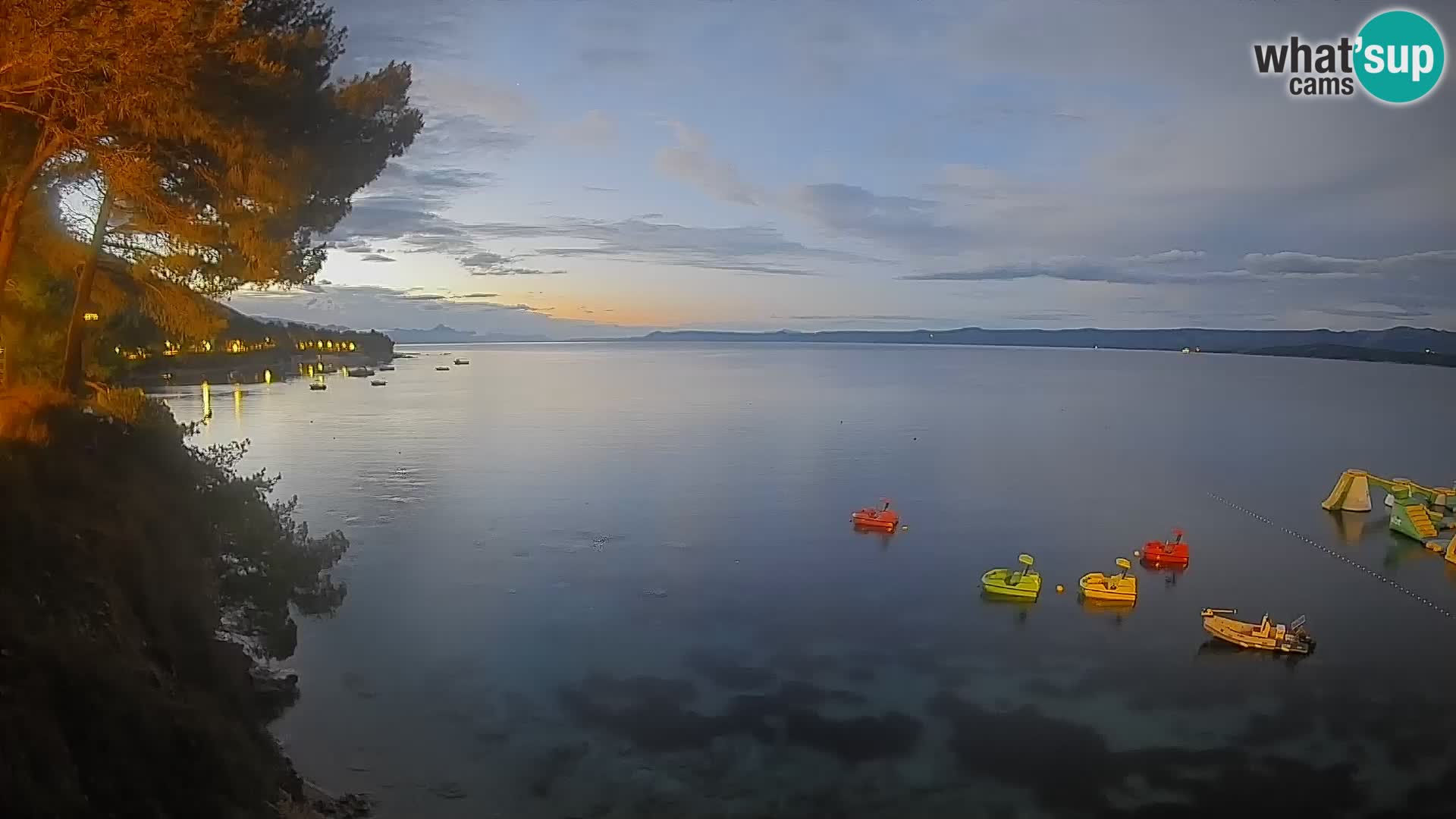 Webcam Spiaggia Potočine Bol – Vista live sulla spiaggia Borak, Isola di Brač