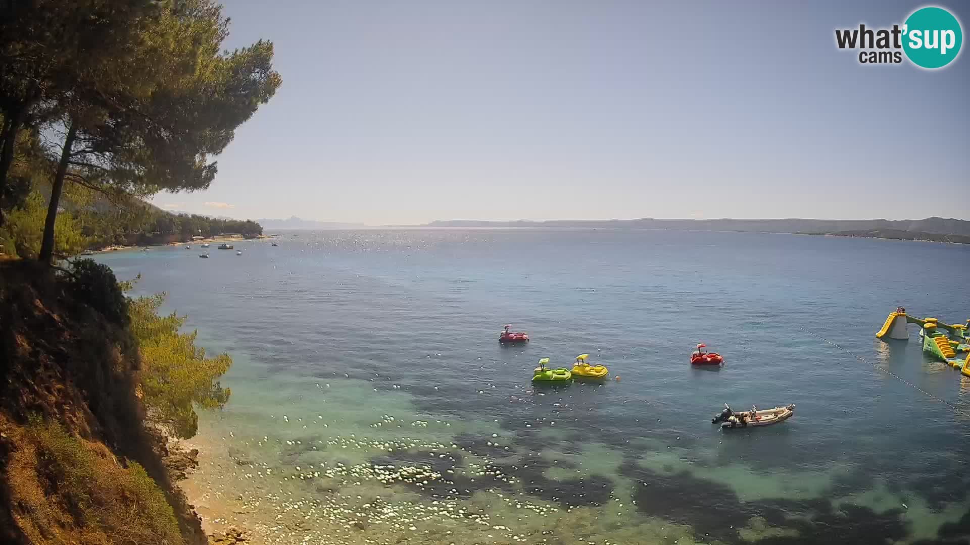 Spletna kamera Plaža Potočine Bol – Pogled v živo na plažo Borak, otok Brač