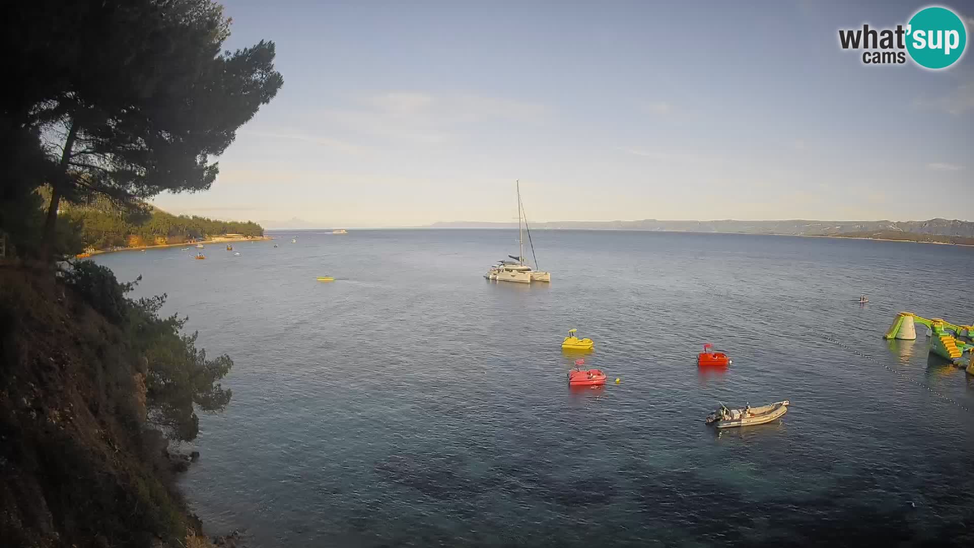 Web kamera Potočine Bol – Pogled uživo na plažu Borak, otok Brač