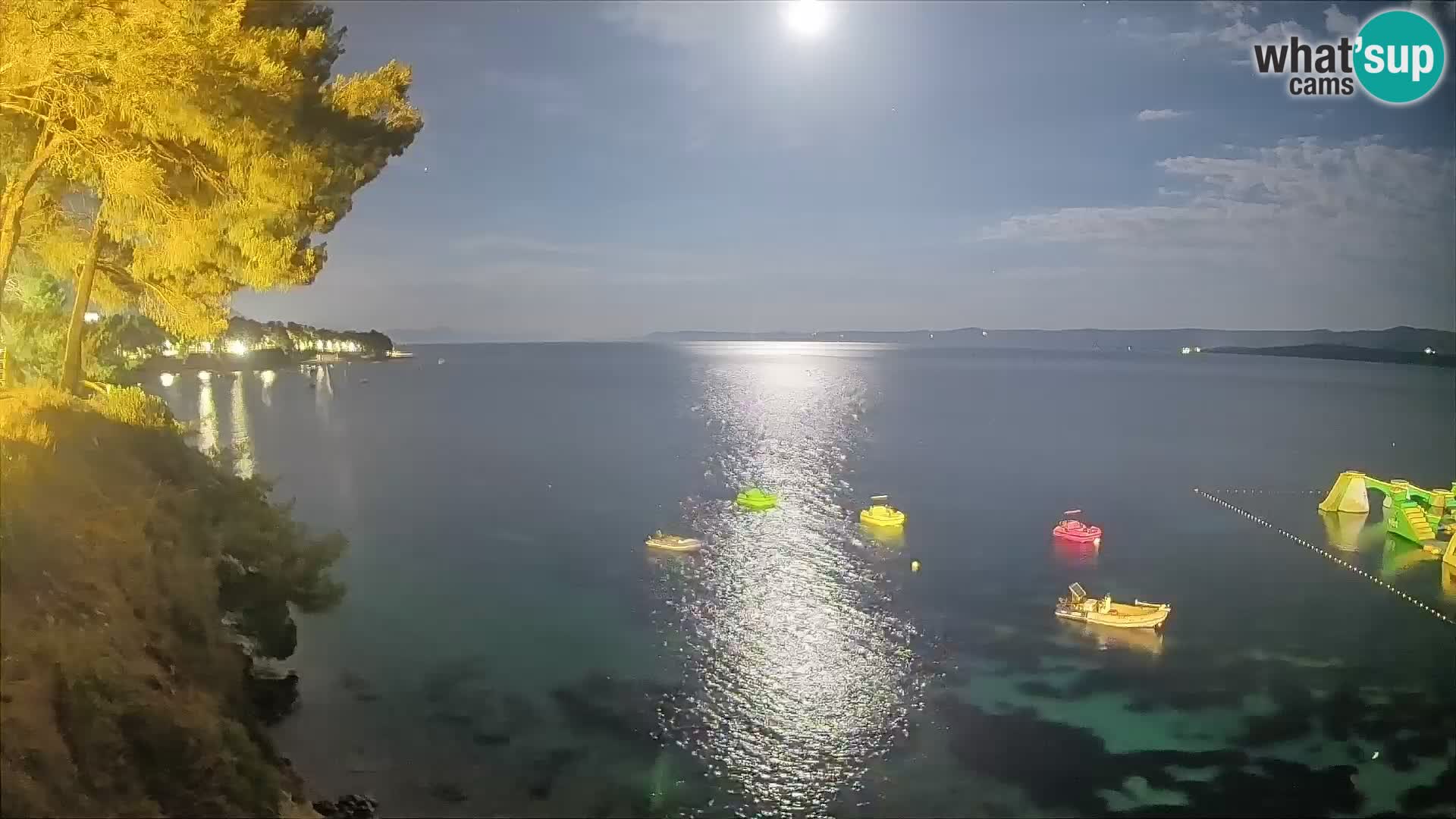 Webcam Spiaggia Potočine Bol – Vista live sulla spiaggia Borak, Isola di Brač