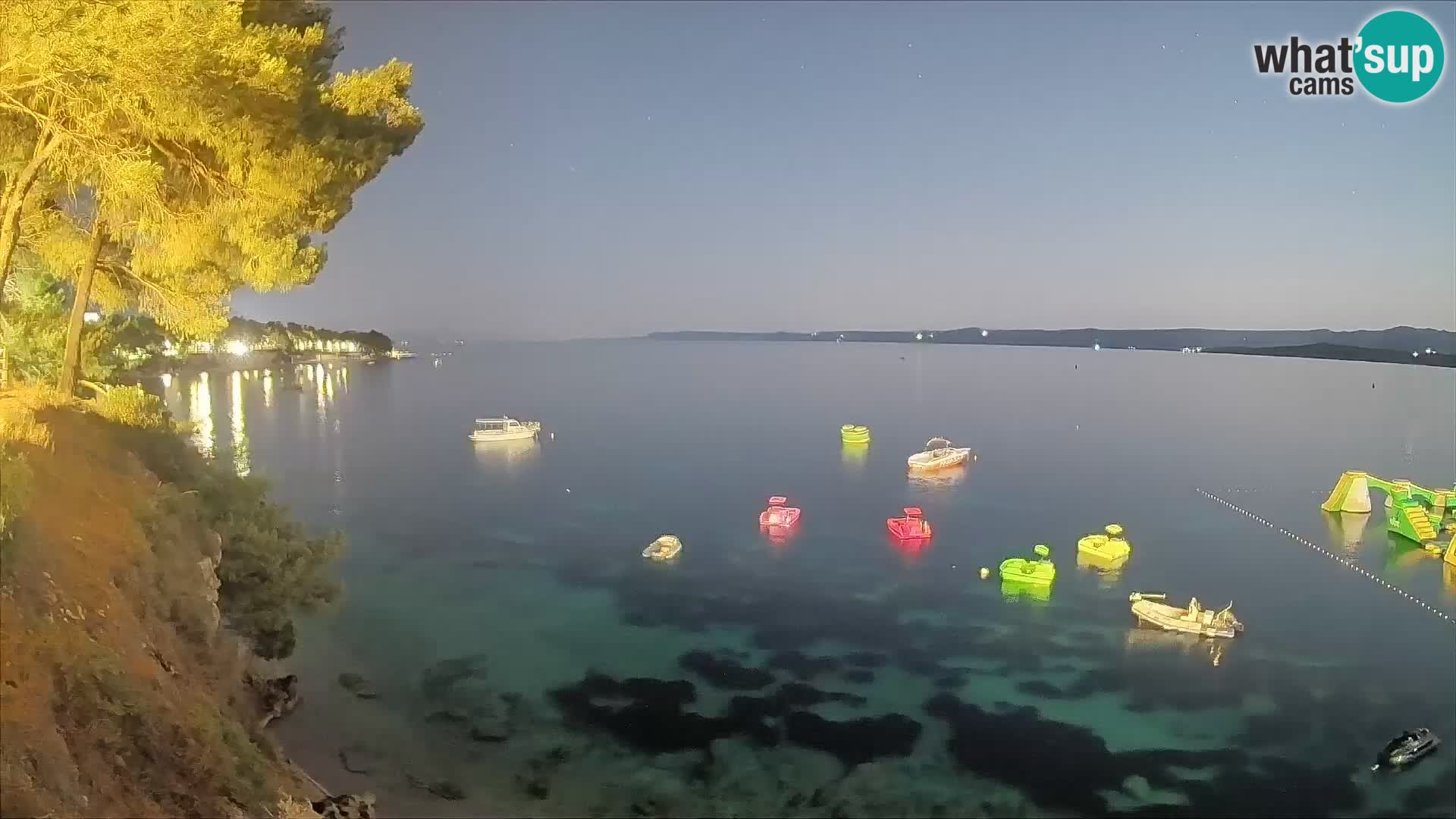 Webcam Spiaggia Potočine Bol – Vista live sulla spiaggia Borak, Isola di Brač