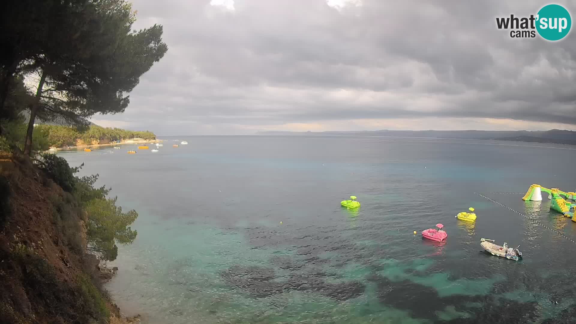 Web kamera Potočine Bol – Pogled uživo na plažu Borak, otok Brač