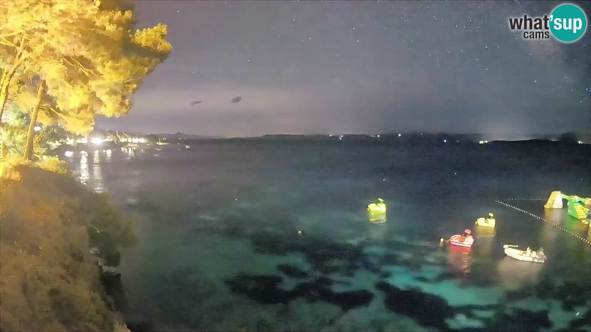 Web kamera Potočine Bol – Pogled uživo na plažu Borak, otok Brač