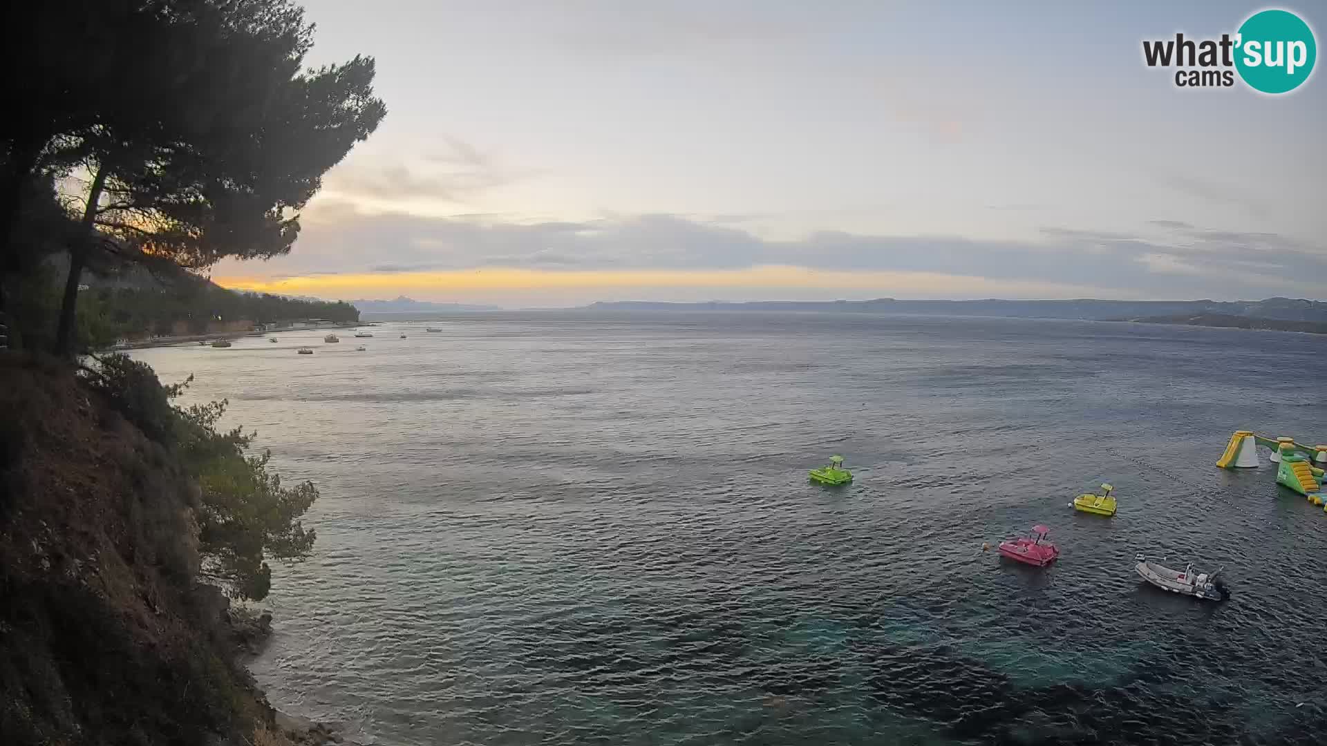 Webcam Spiaggia Potočine Bol – Vista live sulla spiaggia Borak, Isola di Brač
