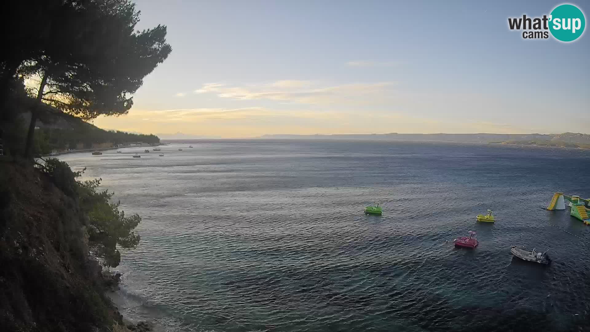 Web kamera Potočine Bol – Pogled uživo na plažu Borak, otok Brač