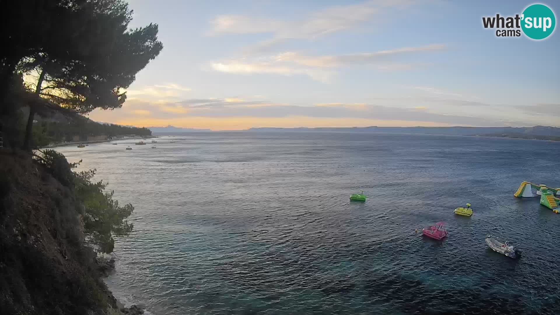 Webcam Spiaggia Potočine Bol – Vista live sulla spiaggia Borak, Isola di Brač