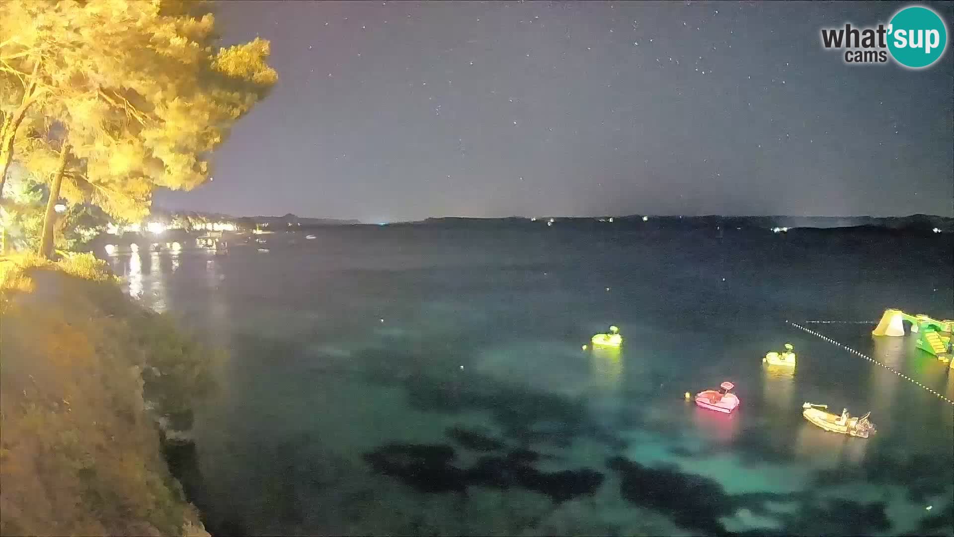 Webcam Spiaggia Potočine Bol – Vista live sulla spiaggia Borak, Isola di Brač