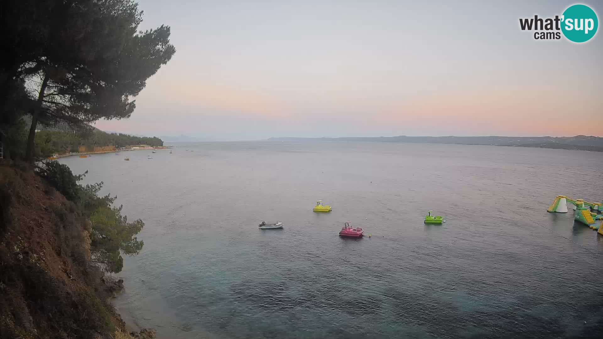 Web kamera Potočine Bol – Pogled uživo na plažu Borak, otok Brač