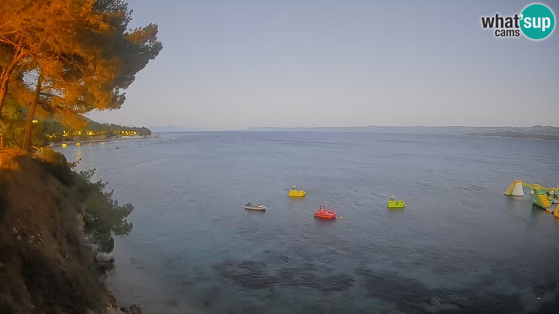Webcam Spiaggia Potočine Bol – Vista live sulla spiaggia Borak, Isola di Brač