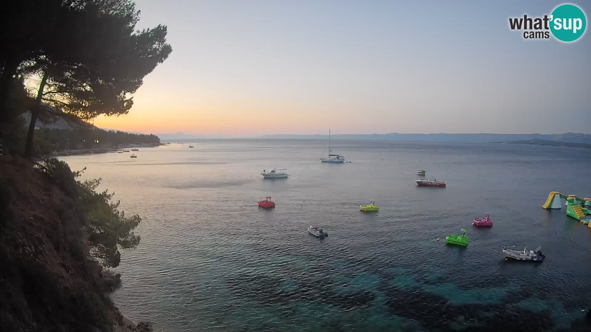 Web kamera Potočine Bol – Pogled uživo na plažu Borak, otok Brač