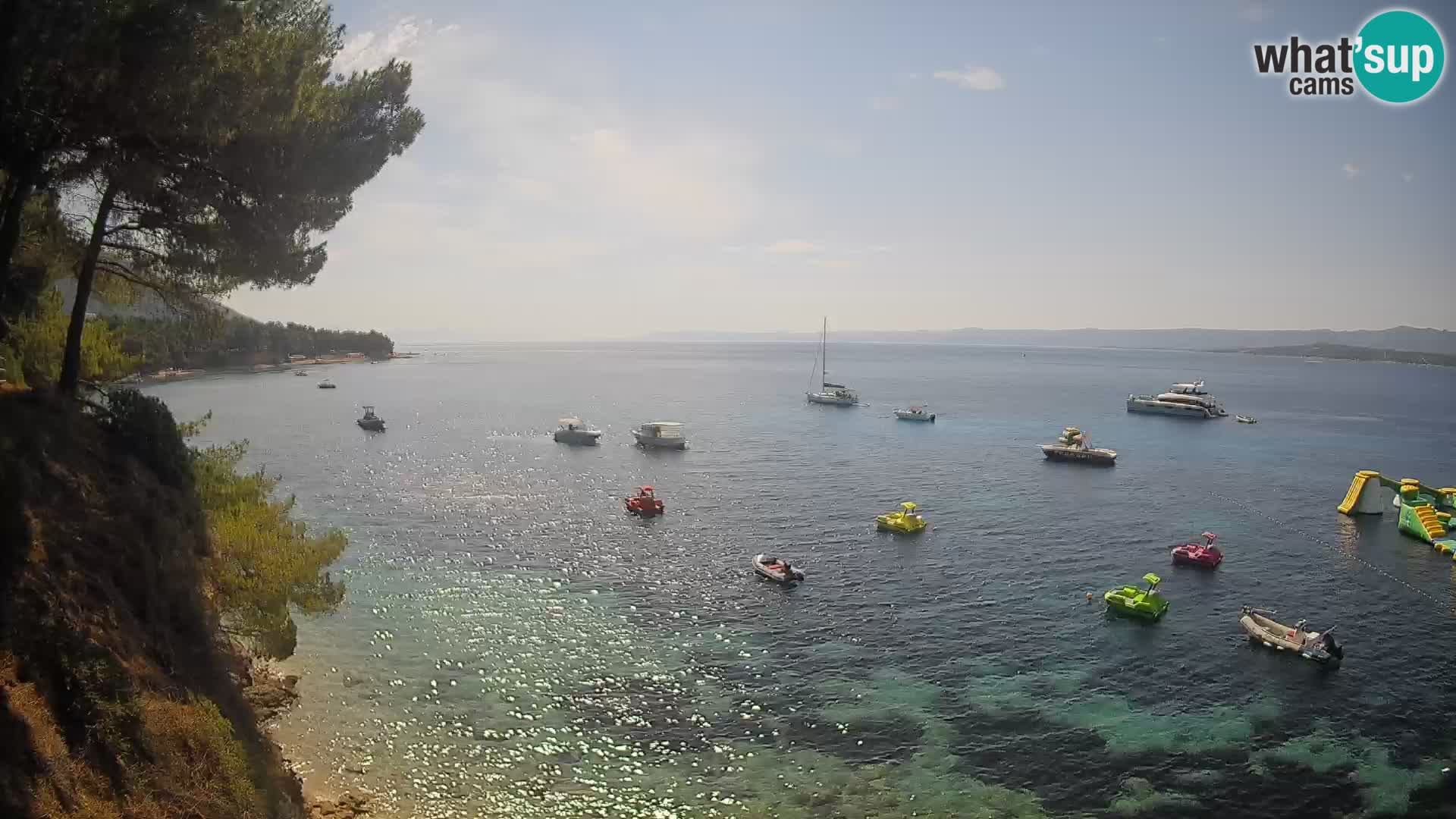 Spletna kamera Plaža Potočine Bol – Pogled v živo na plažo Borak, otok Brač