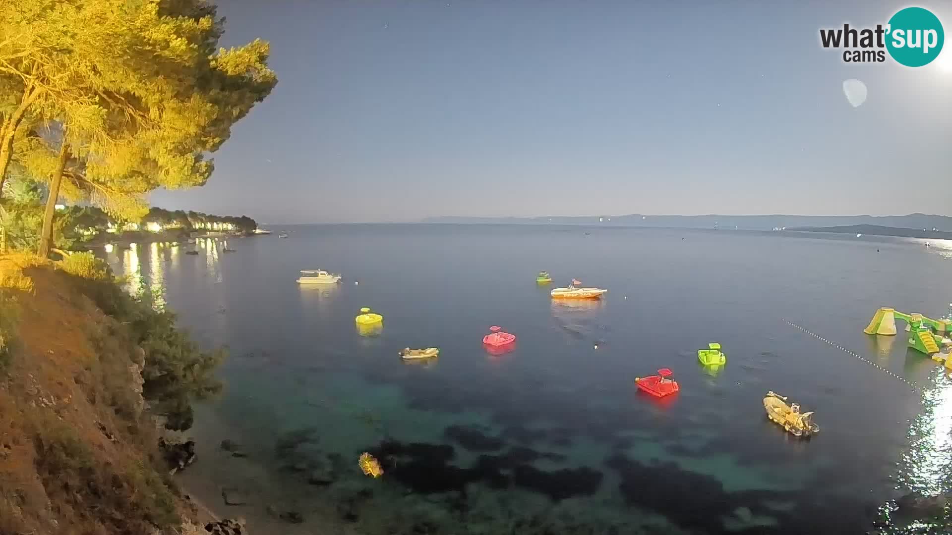 Webcam Spiaggia Potočine Bol – Vista live sulla spiaggia Borak, Isola di Brač
