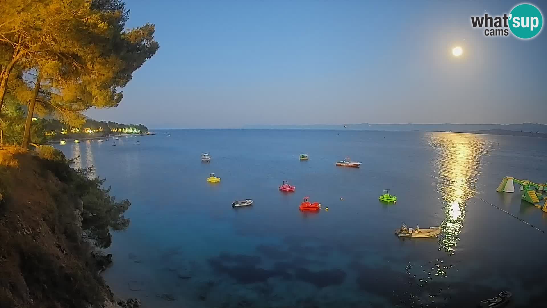 Webcam Spiaggia Potočine Bol – Vista live sulla spiaggia Borak, Isola di Brač