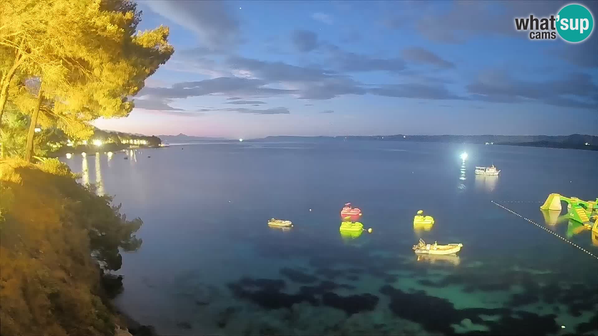 Web kamera Potočine Bol – Pogled uživo na plažu Borak, otok Brač