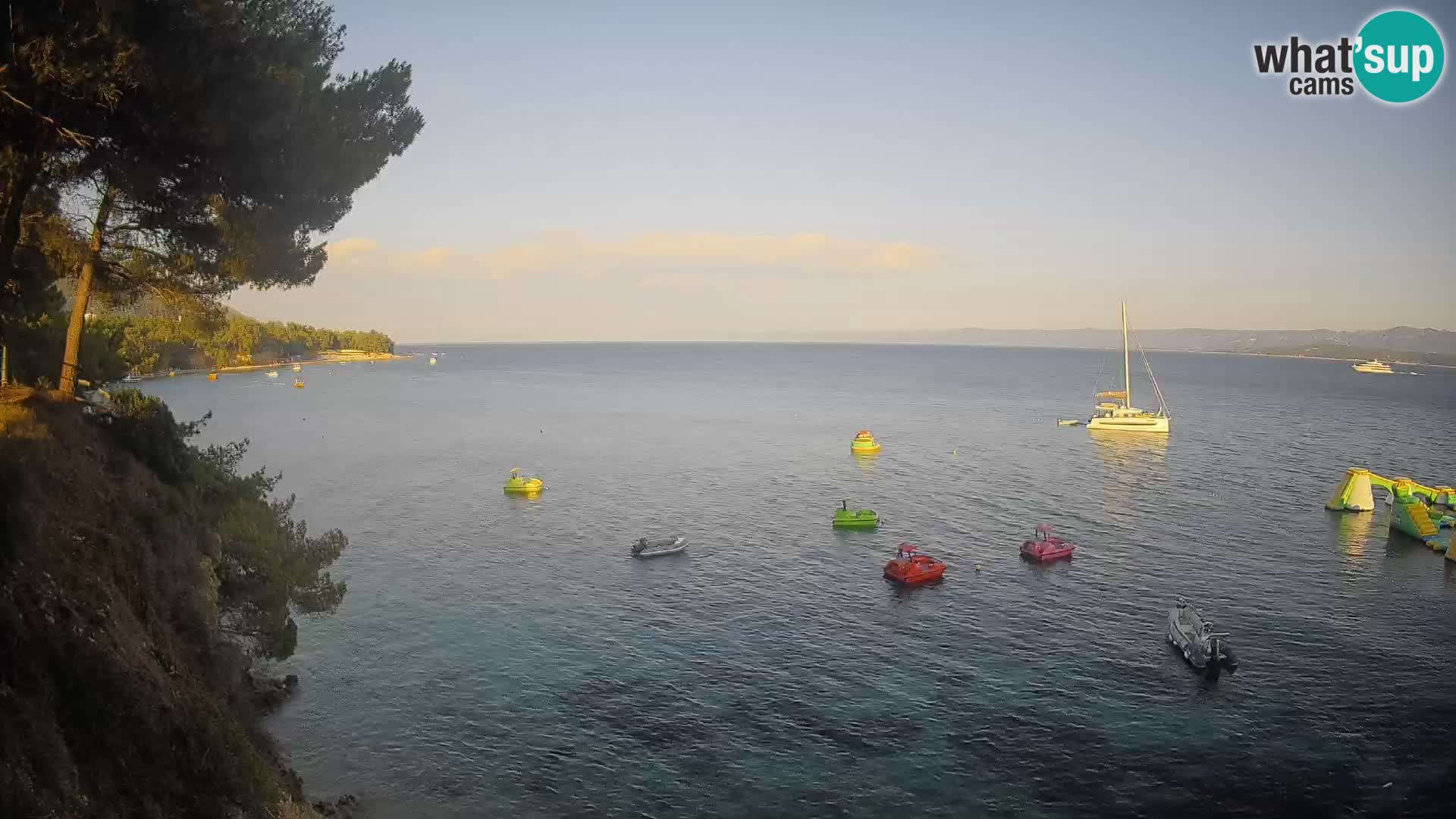 Web kamera Potočine Bol – Pogled uživo na plažu Borak, otok Brač