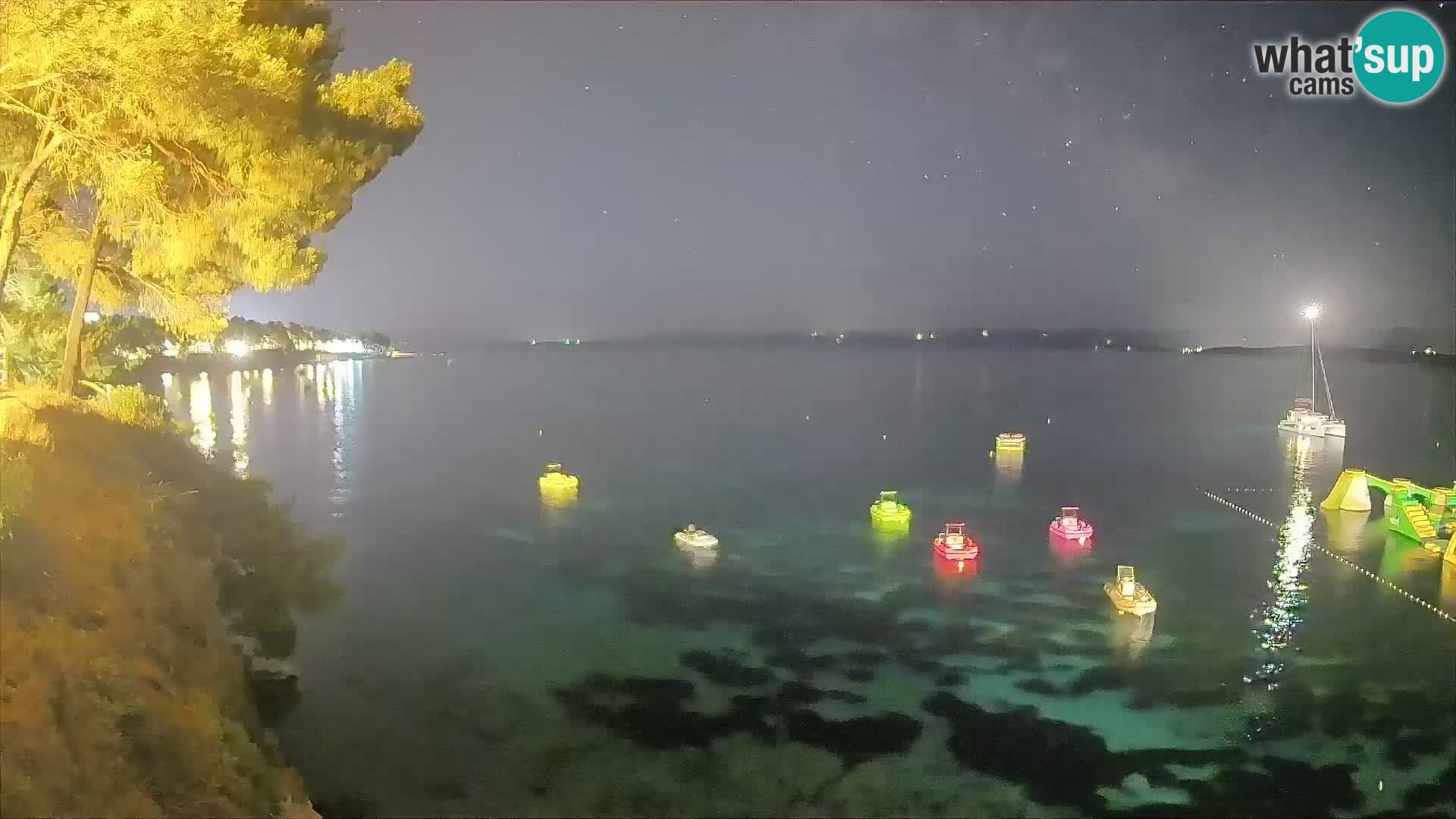 Webcam Playa Potočine Bol – Vista en vivo de Borak Beach, Isla de Brač