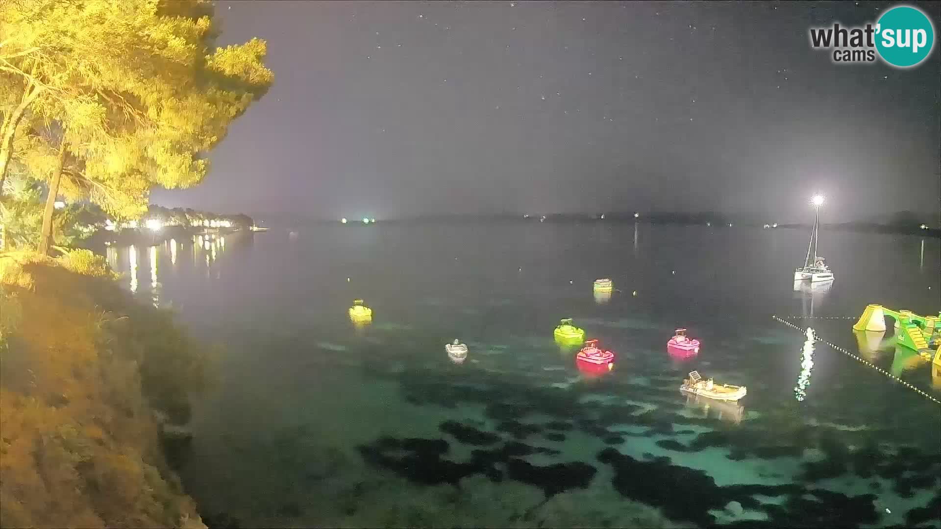 Webcam Playa Potočine Bol – Vista en vivo de Borak Beach, Isla de Brač