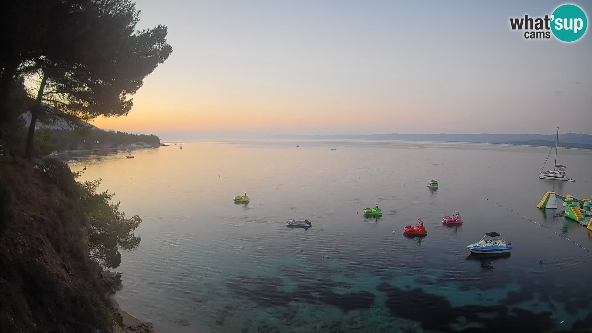 Web kamera Potočine Bol – Pogled uživo na plažu Borak, otok Brač