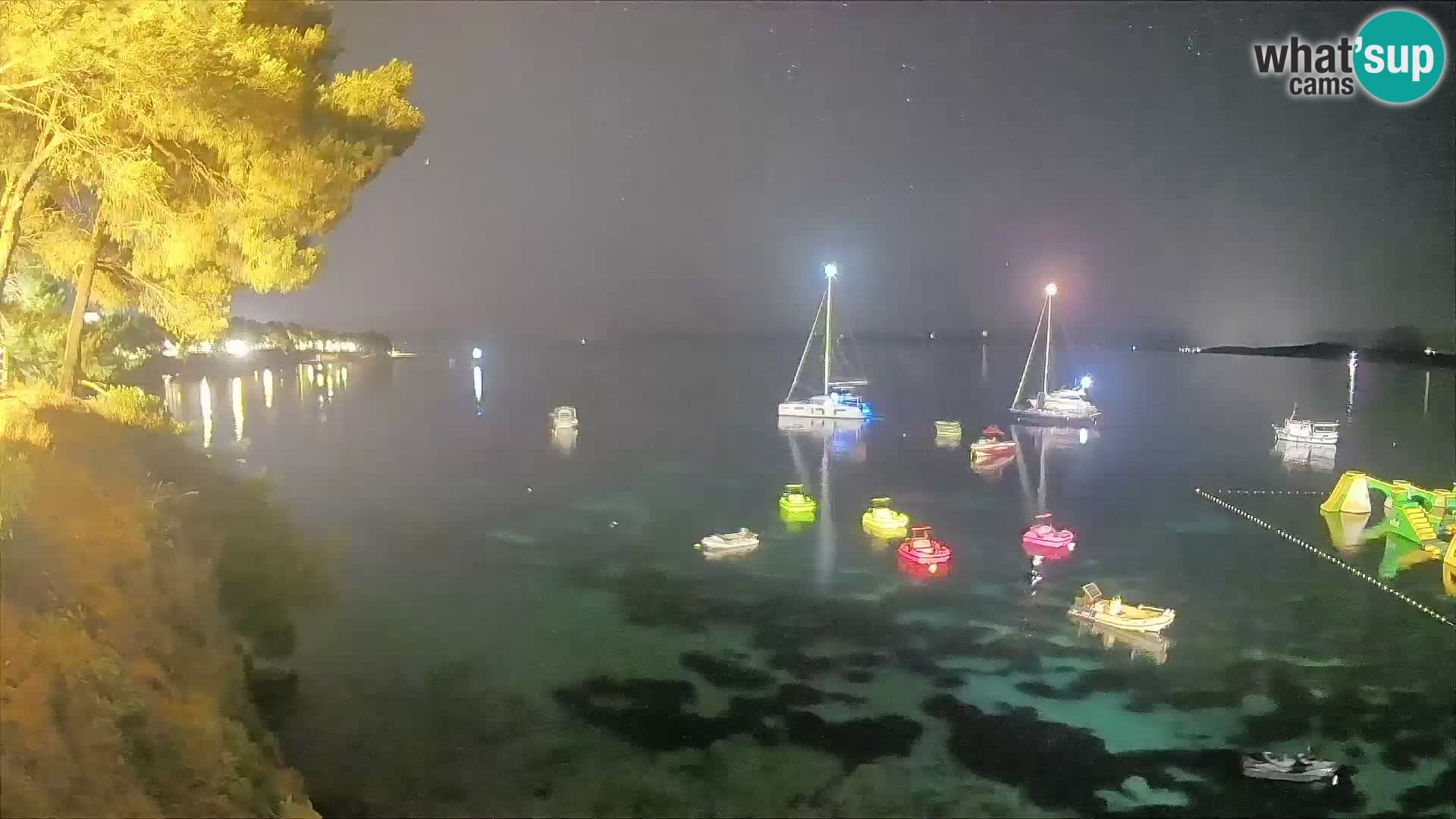 Webcam Playa Potočine Bol – Vista en vivo de Borak Beach, Isla de Brač