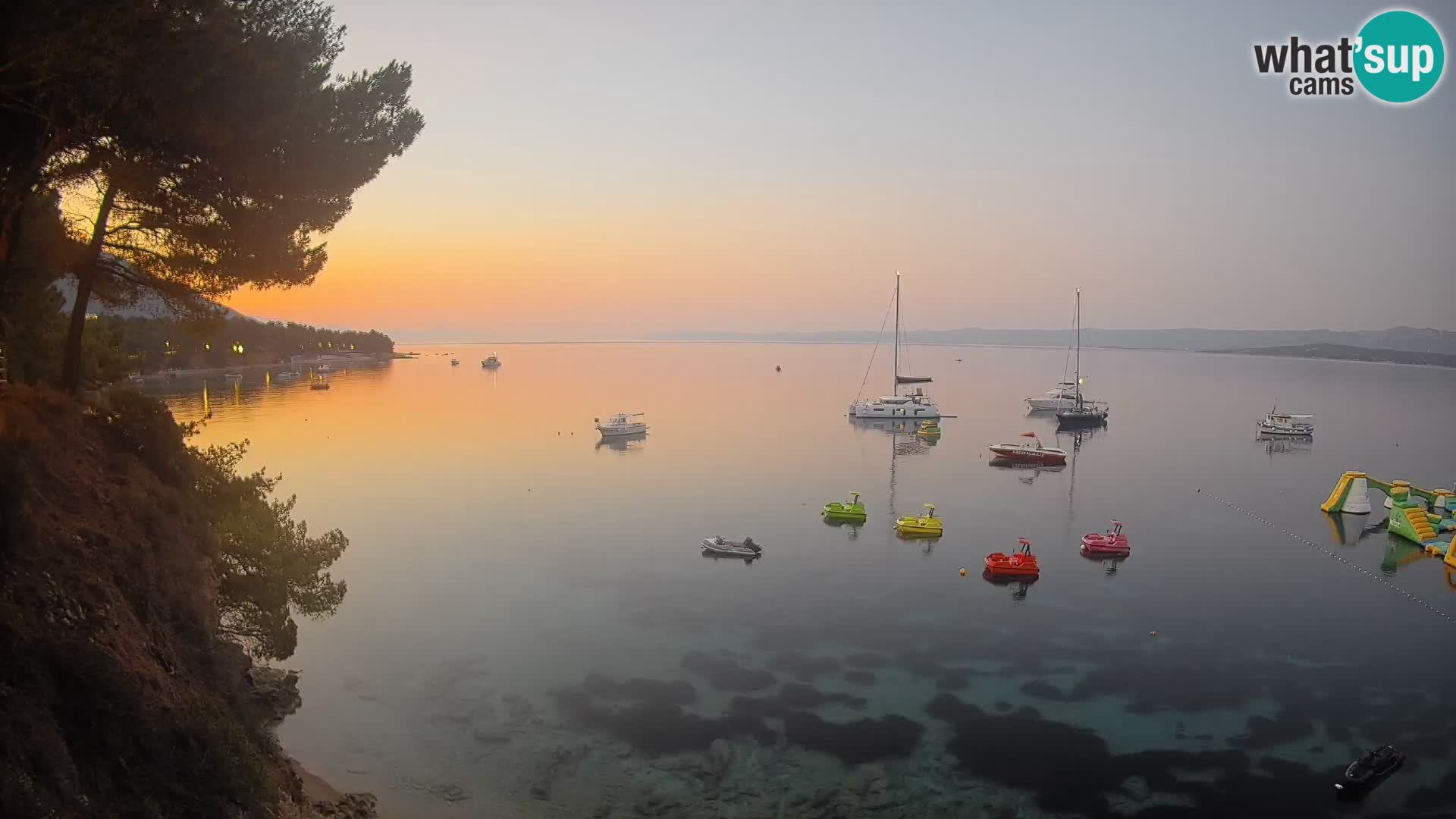 Web kamera Potočine Bol – Pogled uživo na plažu Borak, otok Brač