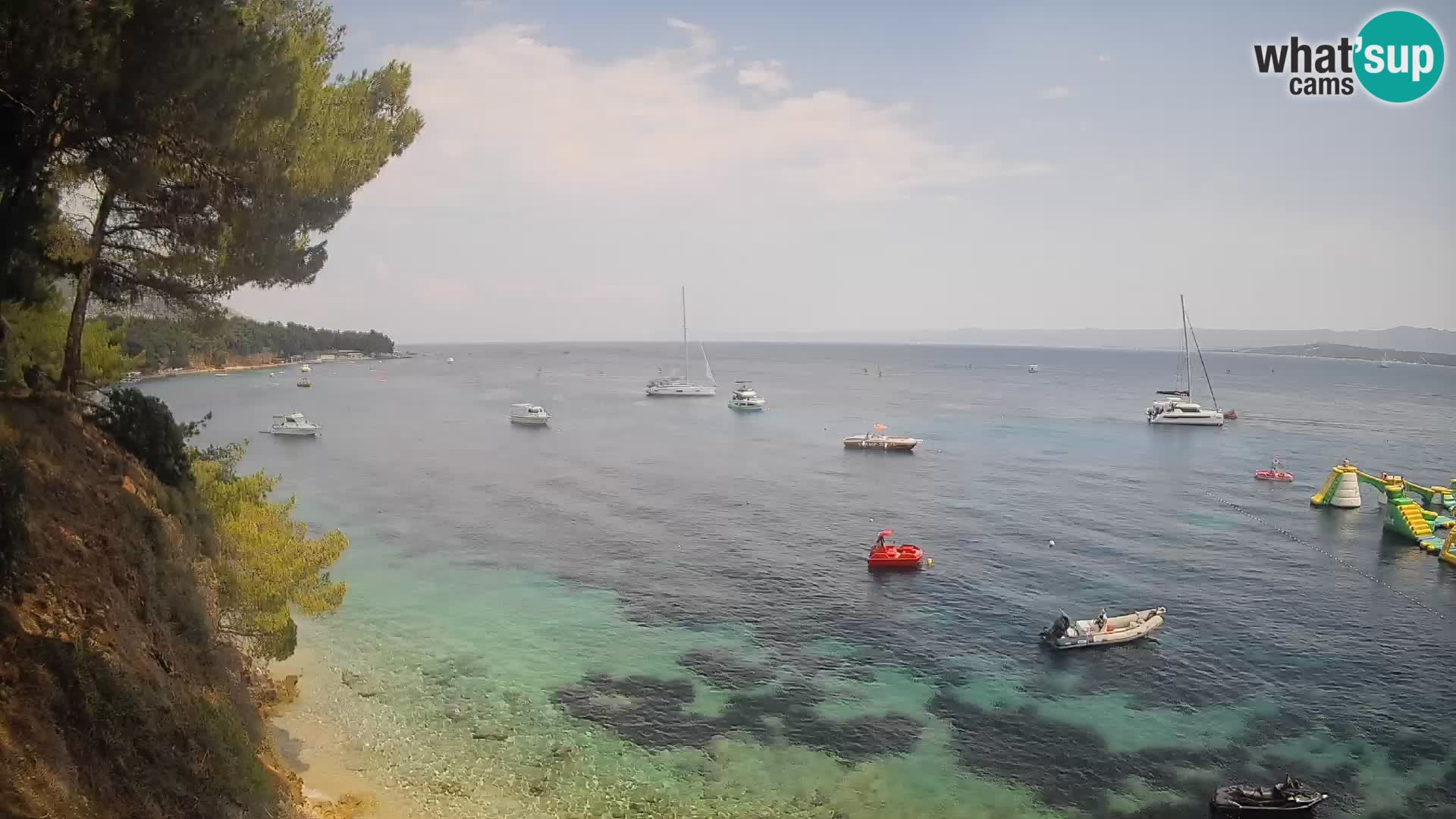 Spletna kamera Plaža Potočine Bol – Pogled v živo na plažo Borak, otok Brač