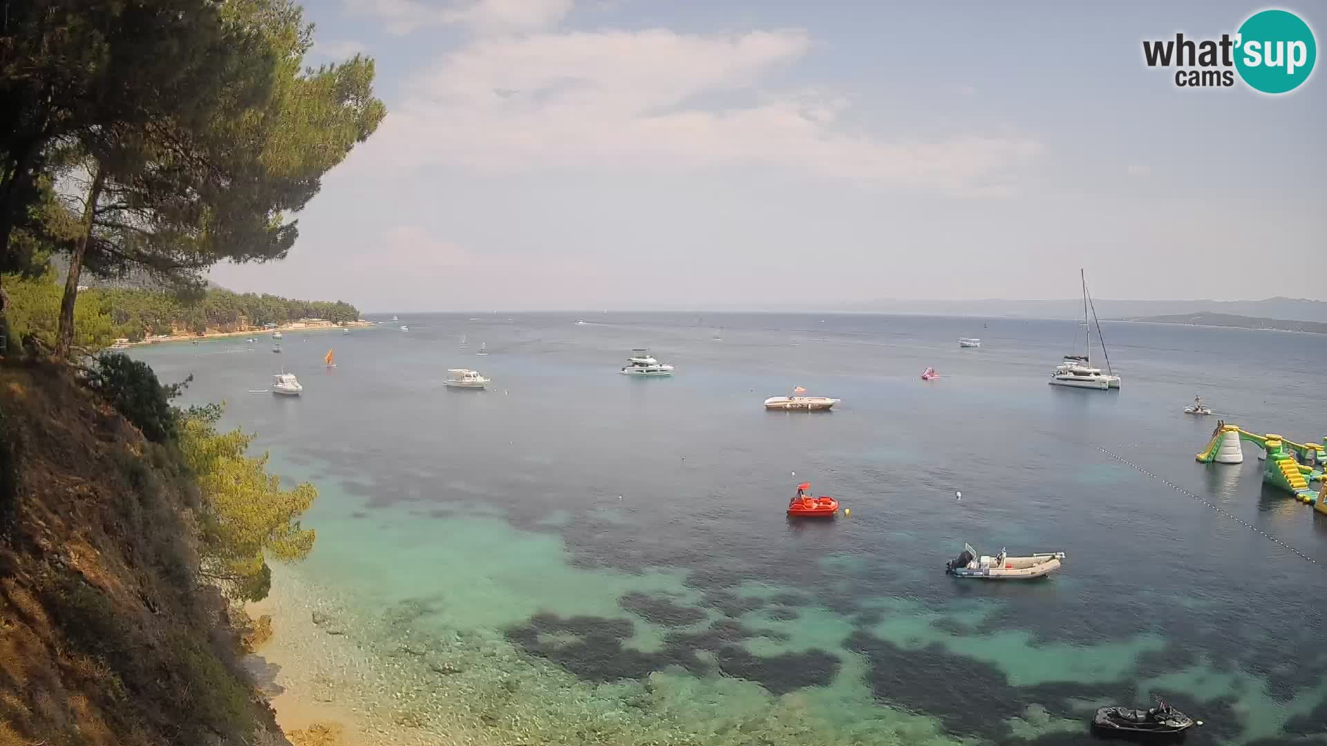 Spletna kamera Plaža Potočine Bol – Pogled v živo na plažo Borak, otok Brač