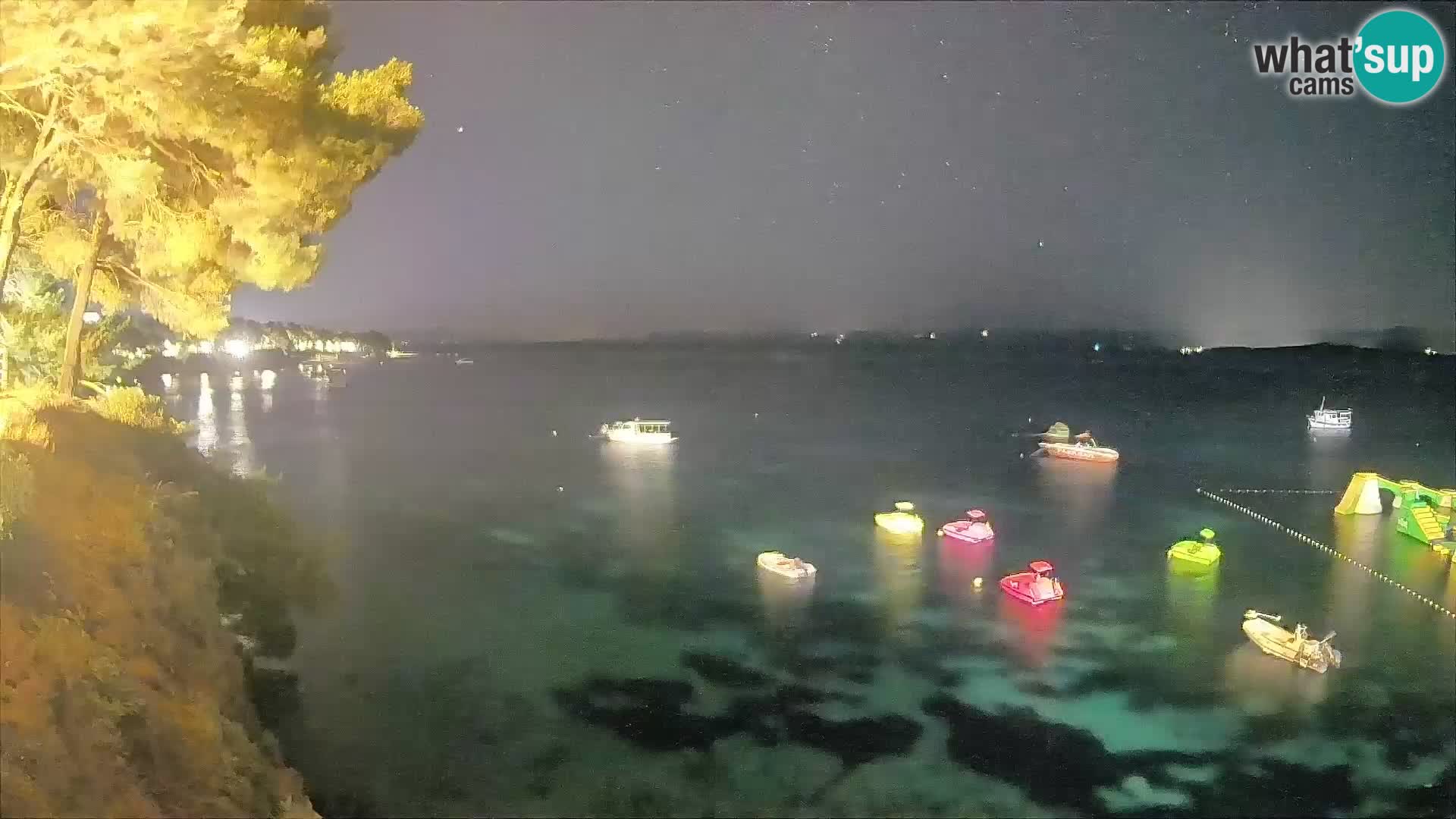 Webcam Spiaggia Potočine Bol – Vista live sulla spiaggia Borak, Isola di Brač