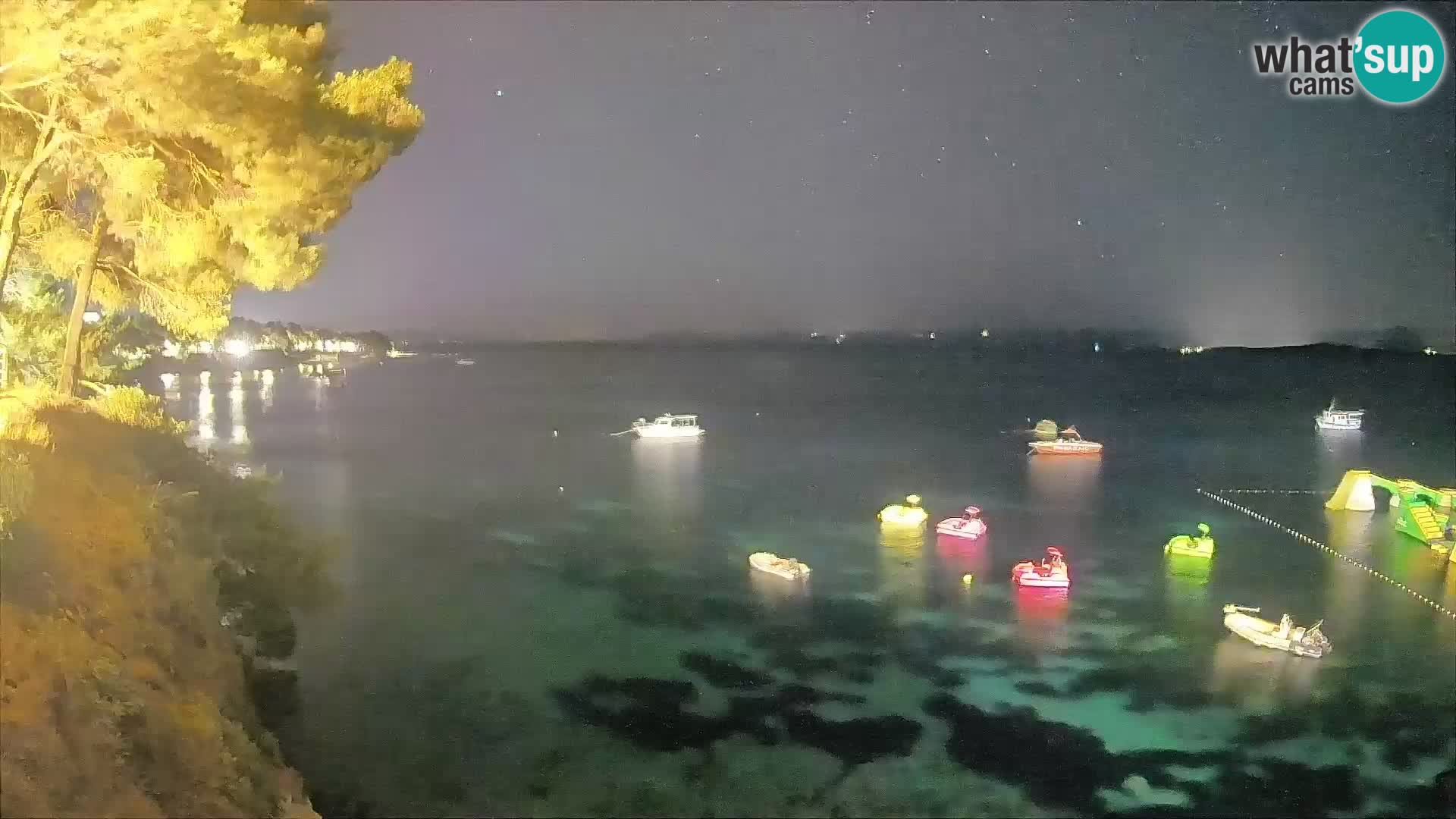 Webcam Spiaggia Potočine Bol – Vista live sulla spiaggia Borak, Isola di Brač