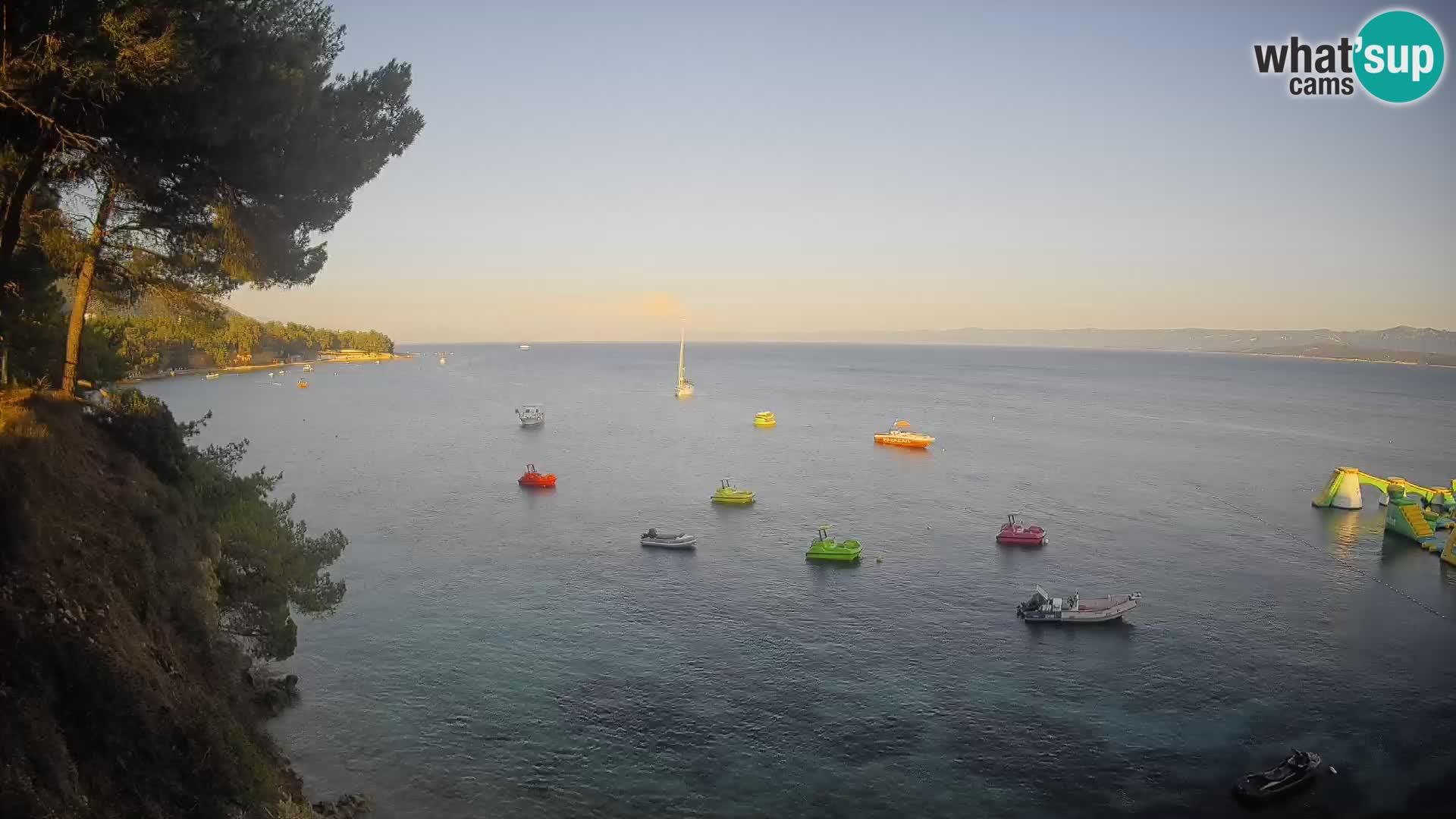 Webcam Spiaggia Potočine Bol – Vista live sulla spiaggia Borak, Isola di Brač
