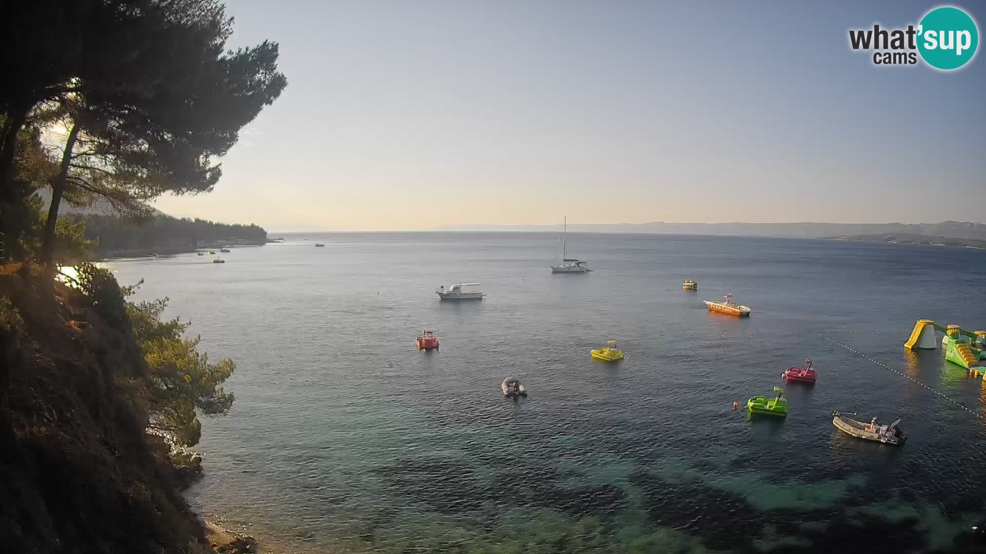 Webcam Spiaggia Potočine Bol – Vista live sulla spiaggia Borak, Isola di Brač