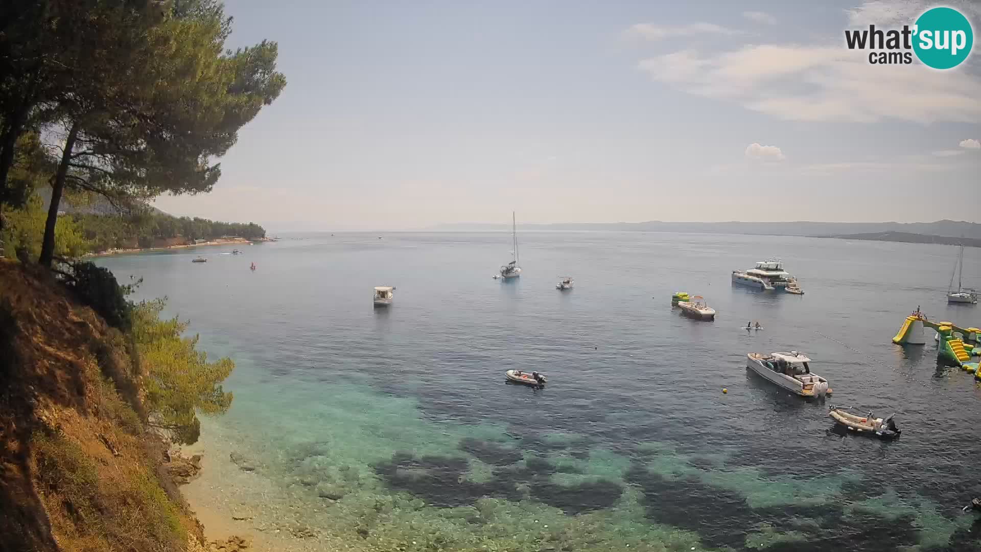 Spletna kamera Plaža Potočine Bol – Pogled v živo na plažo Borak, otok Brač