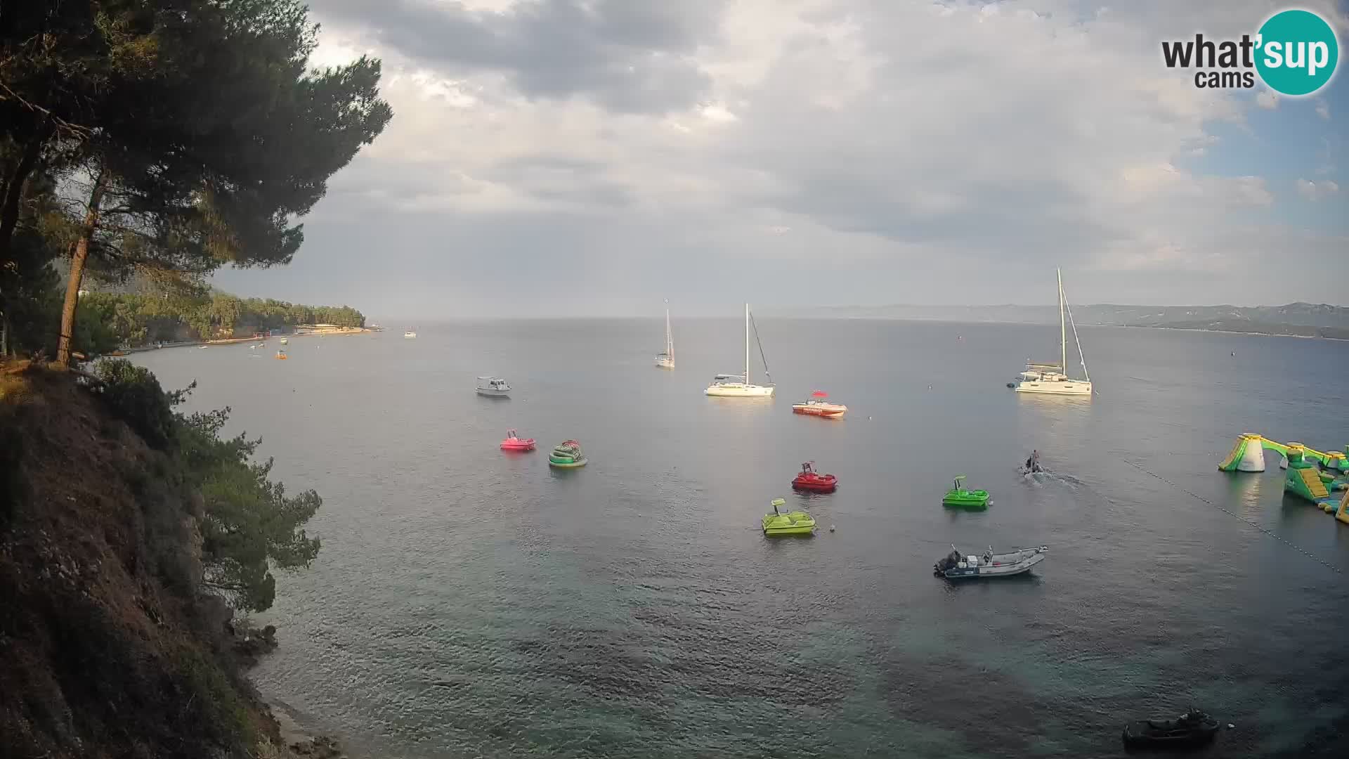 Web kamera Potočine Bol – Pogled uživo na plažu Borak, otok Brač