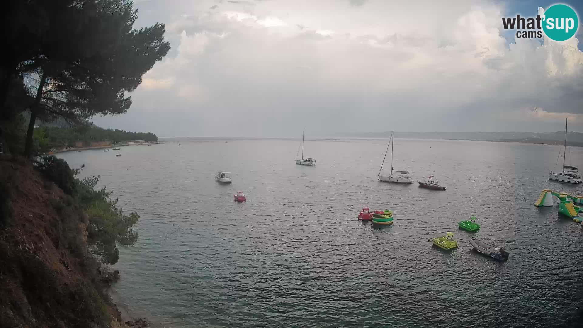 Webcam Spiaggia Potočine Bol – Vista live sulla spiaggia Borak, Isola di Brač