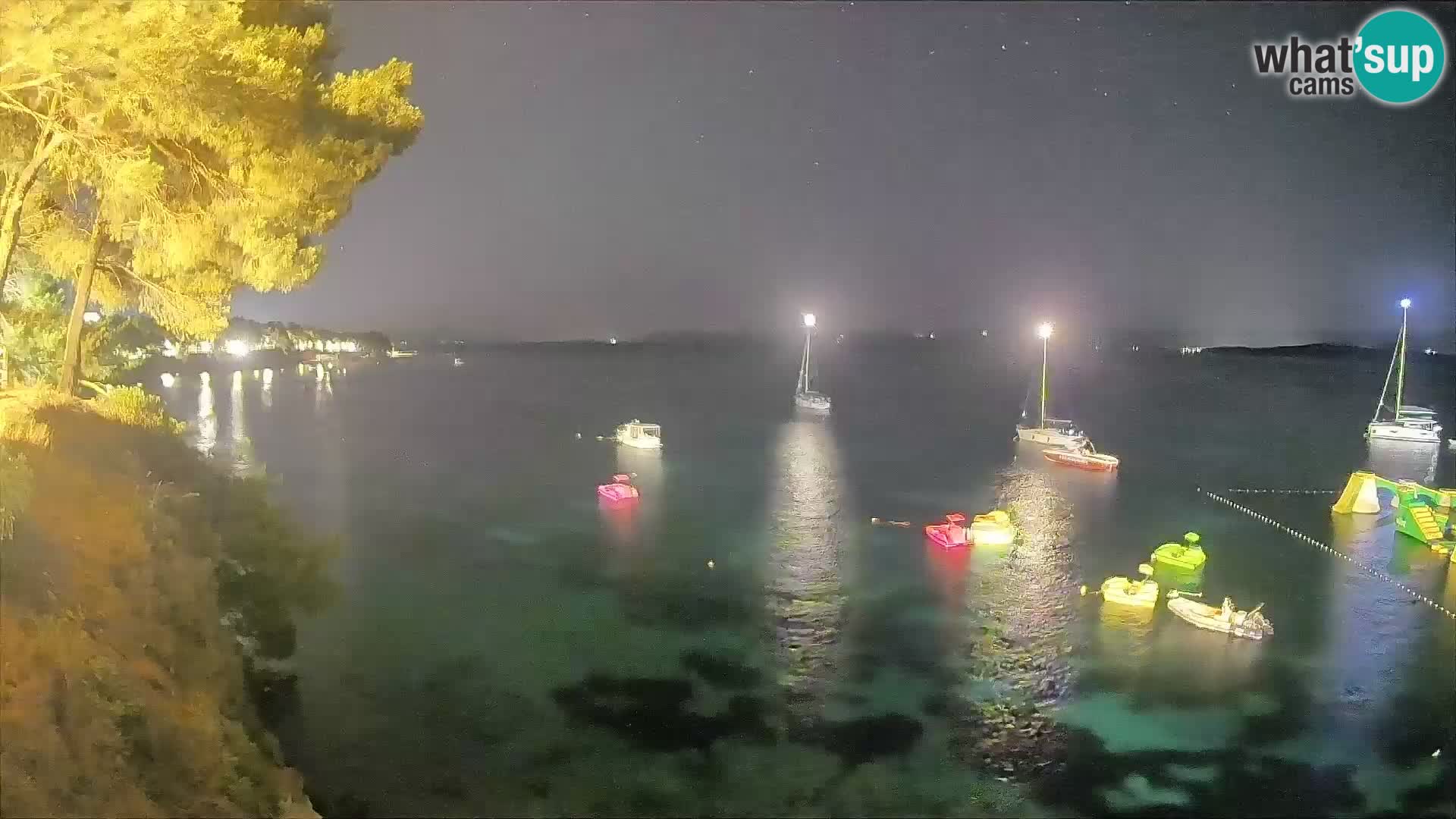 Webcam Spiaggia Potočine Bol – Vista live sulla spiaggia Borak, Isola di Brač